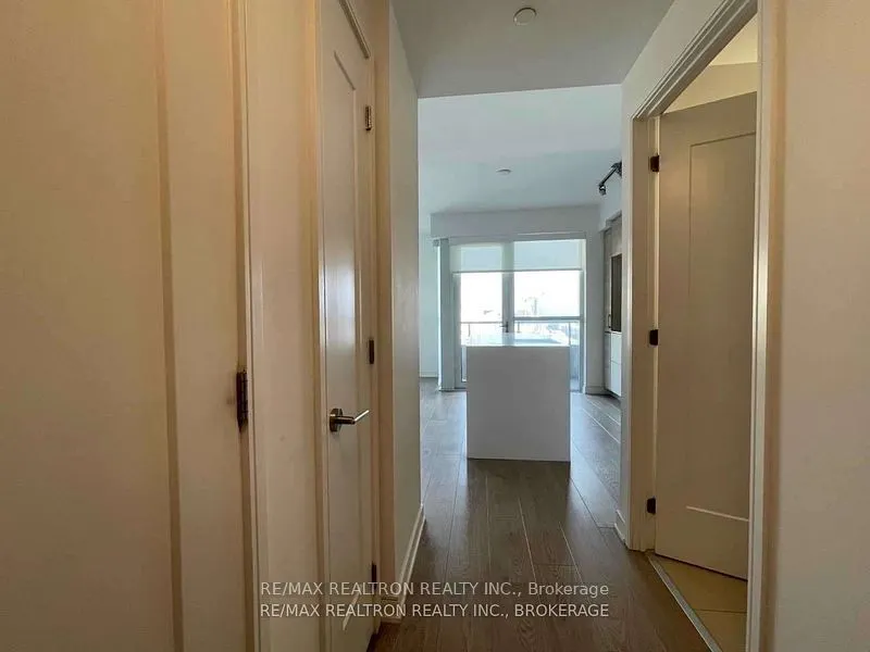 88 Scott Street, #1708
