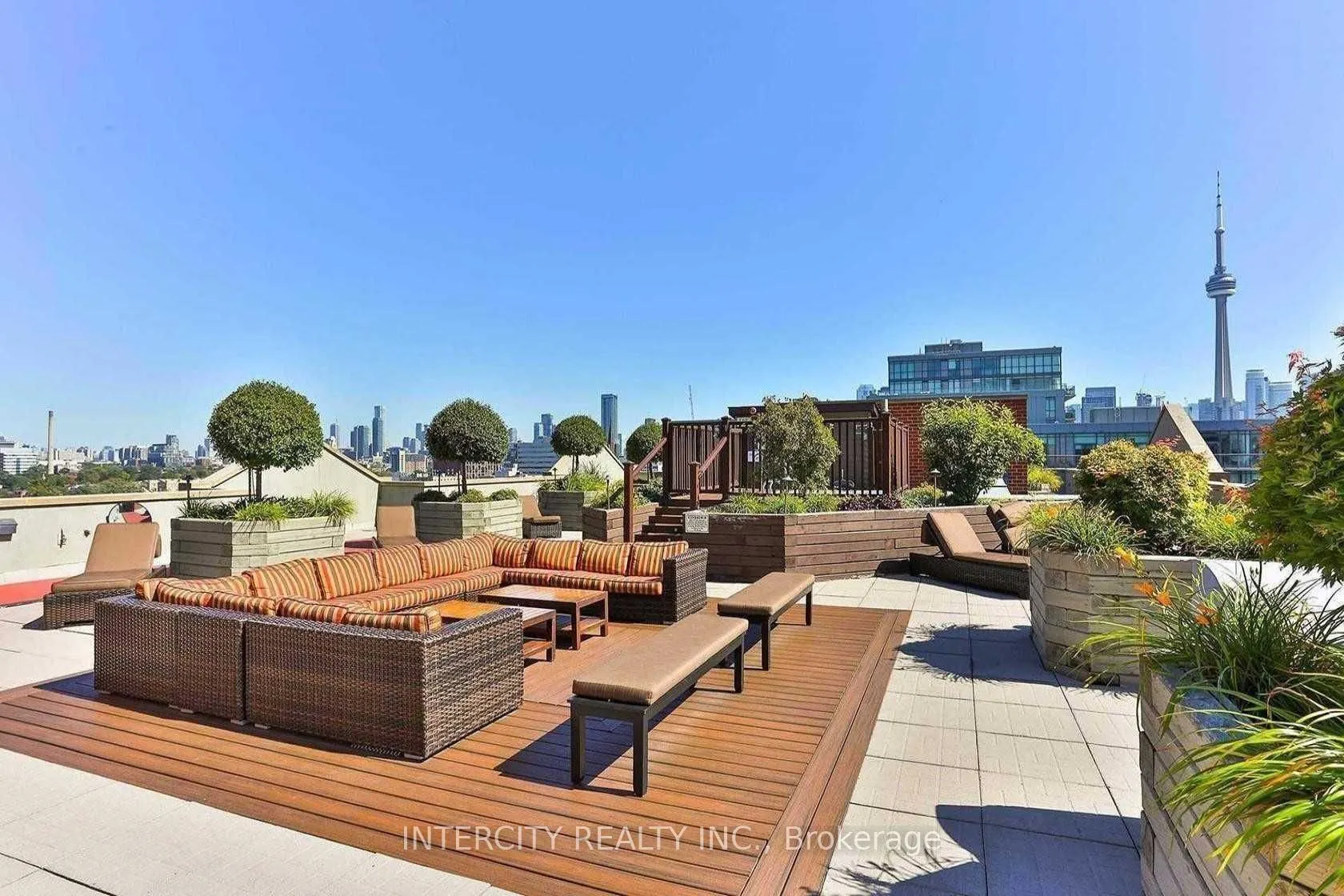 801 King Street W, #910