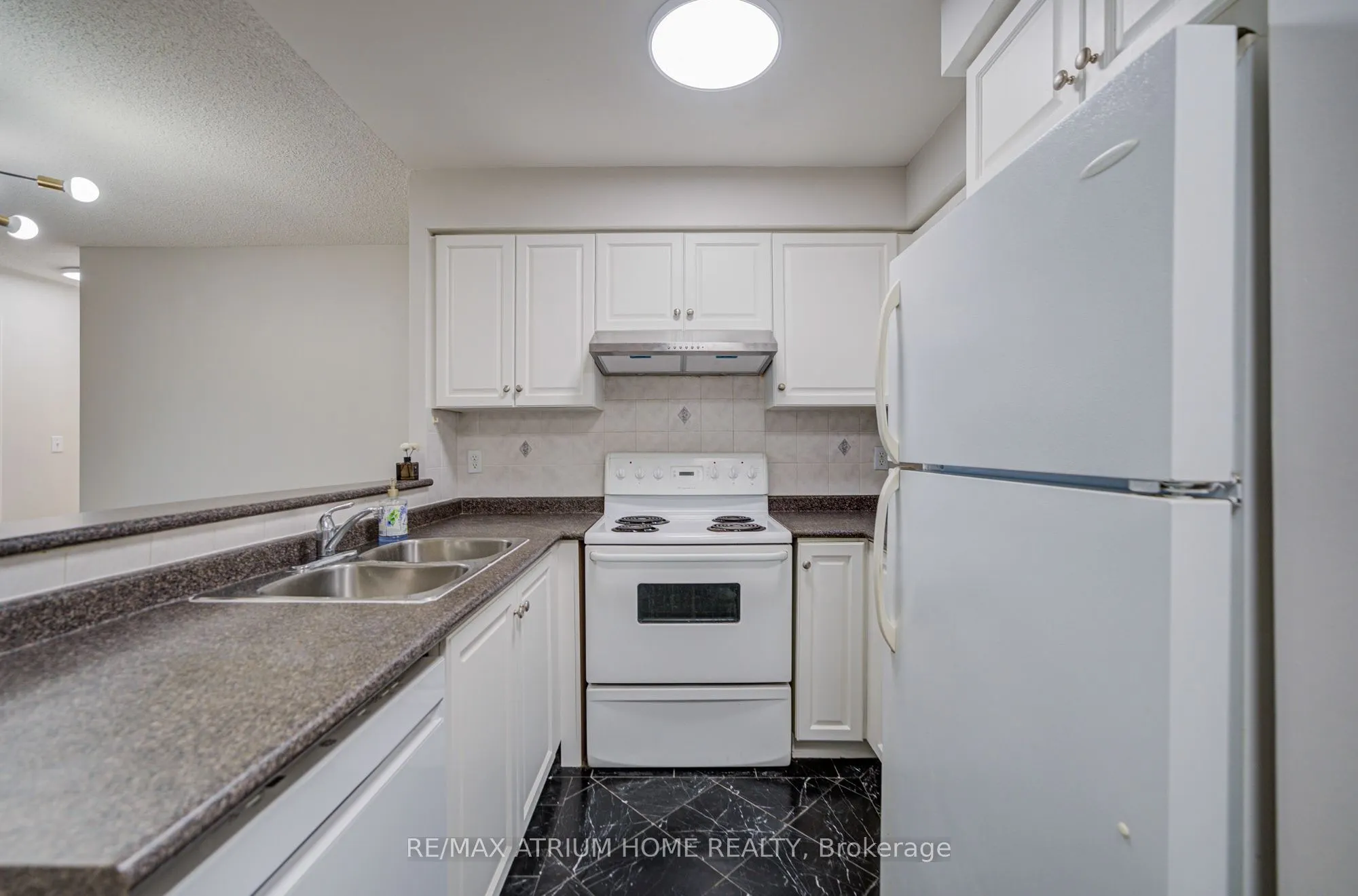 7 Lorraine Drive, #2315