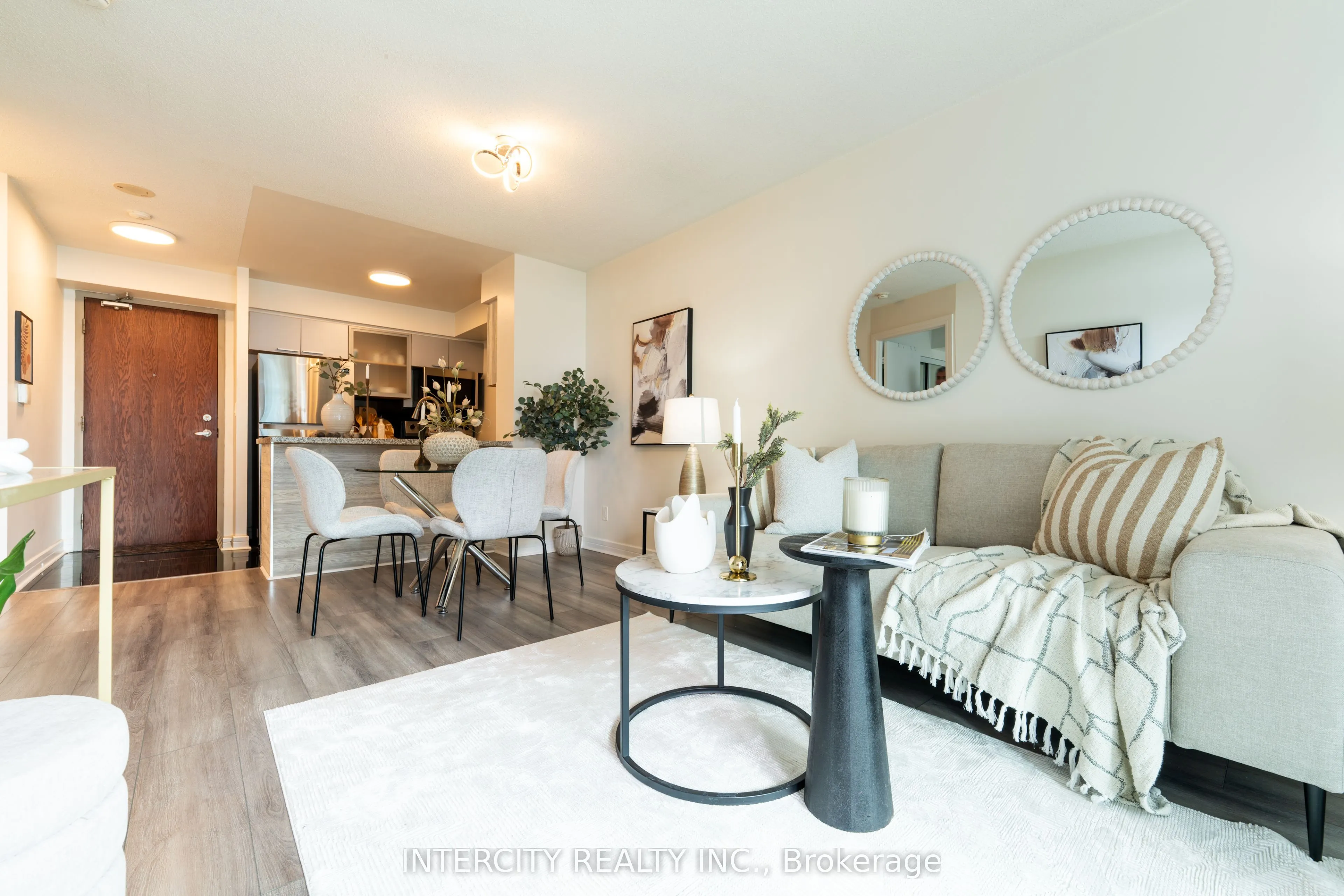 16 Harrison Garden Boulevard, #1706