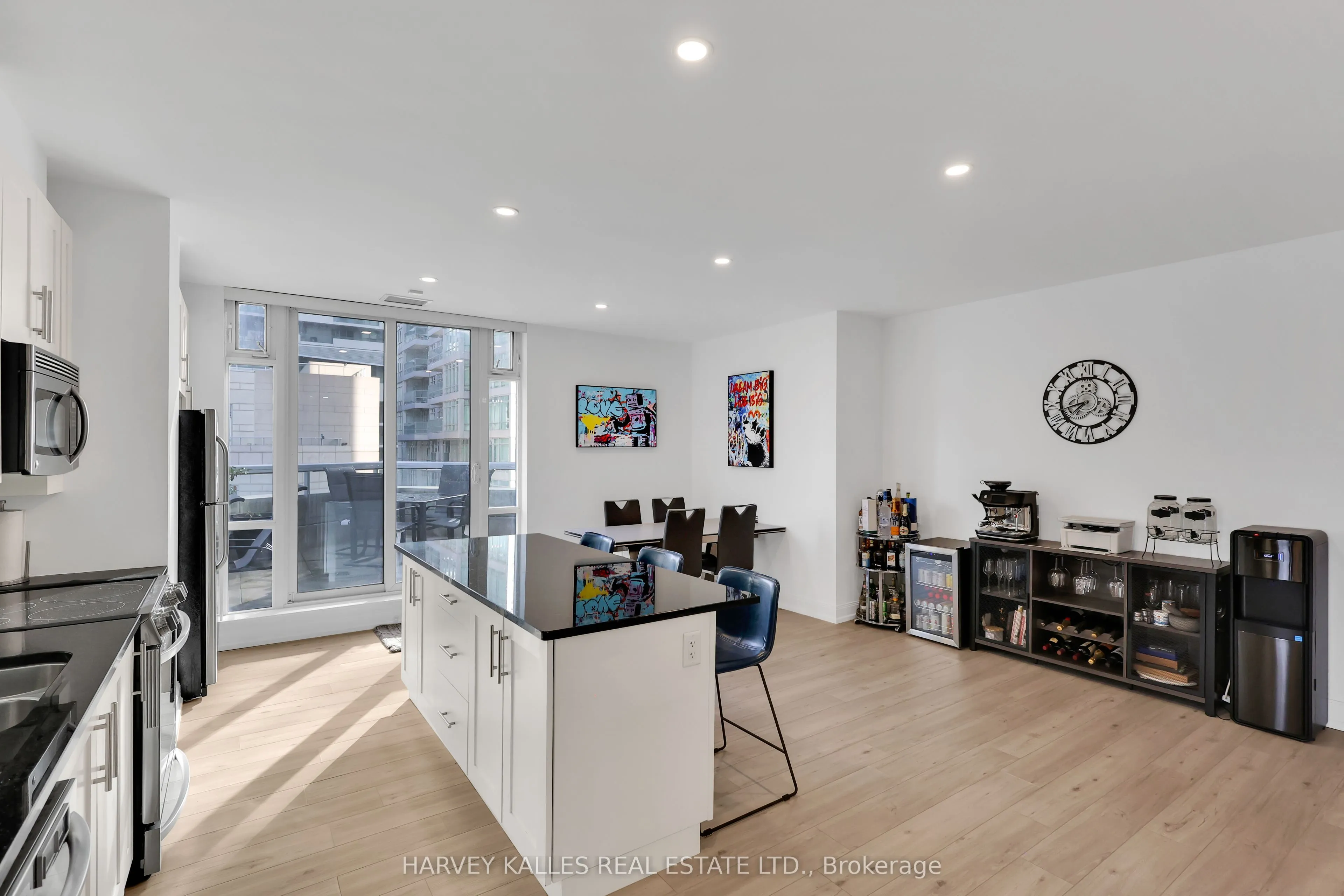 2181 Yonge Street