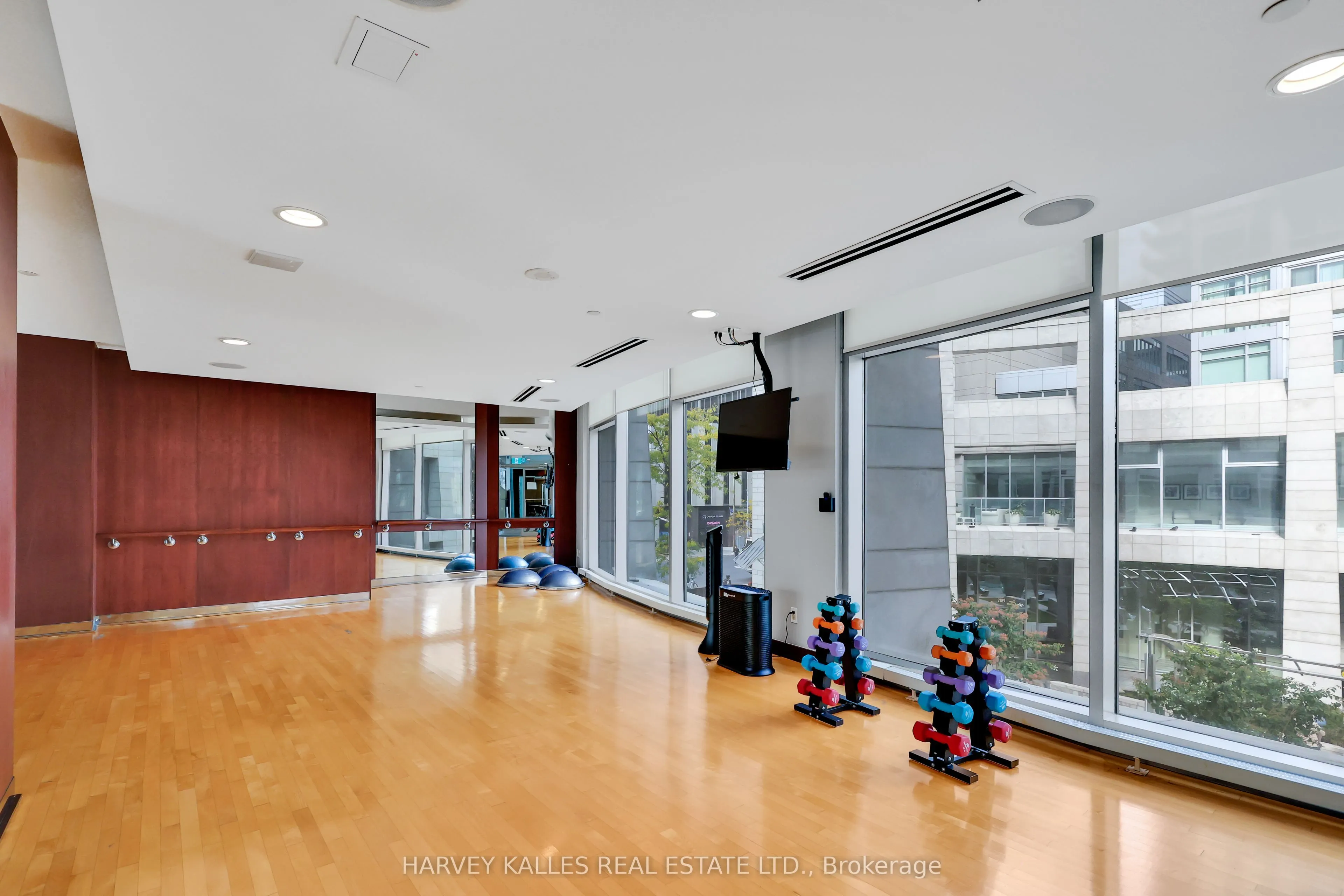 2181 Yonge Street