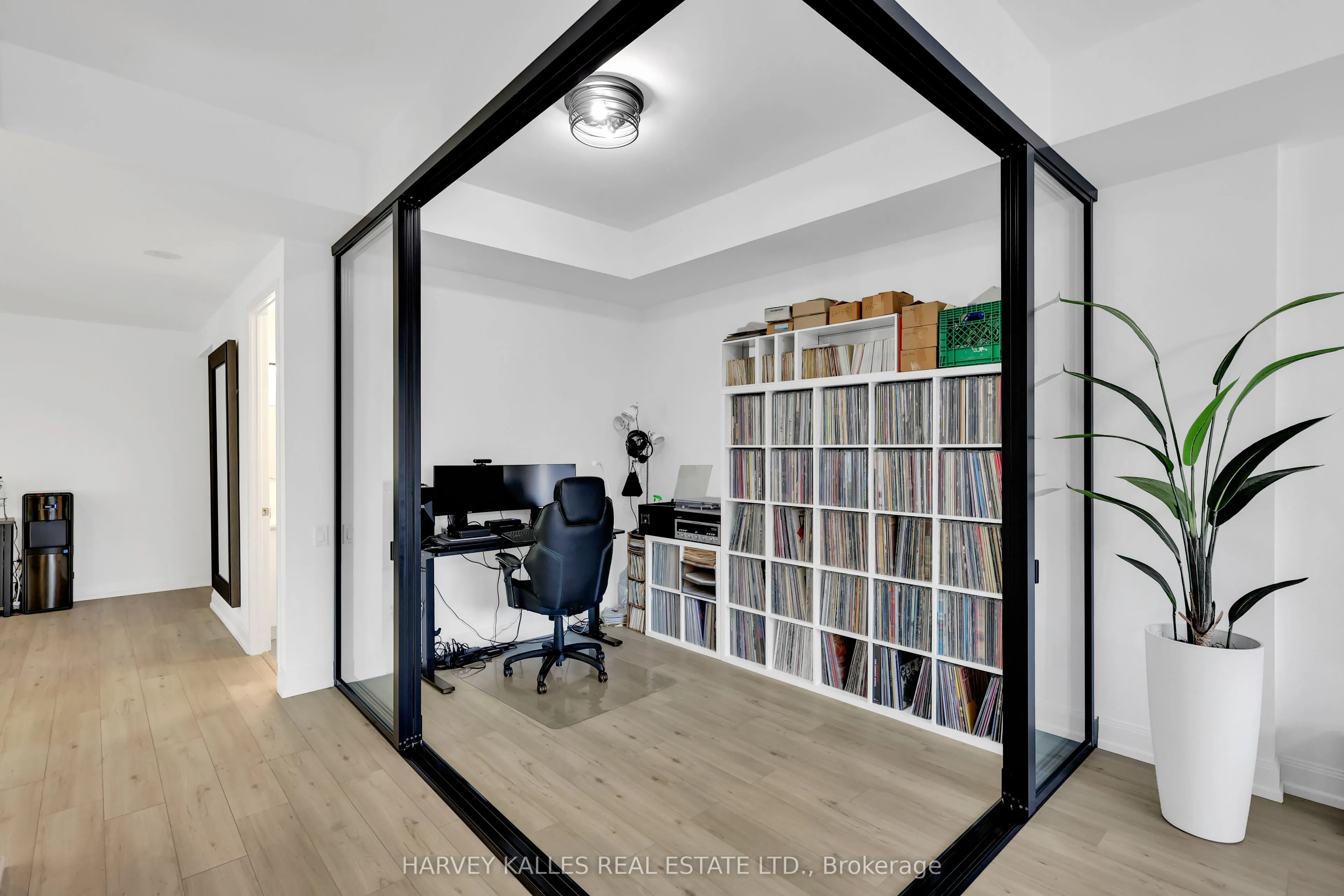2181 Yonge Street