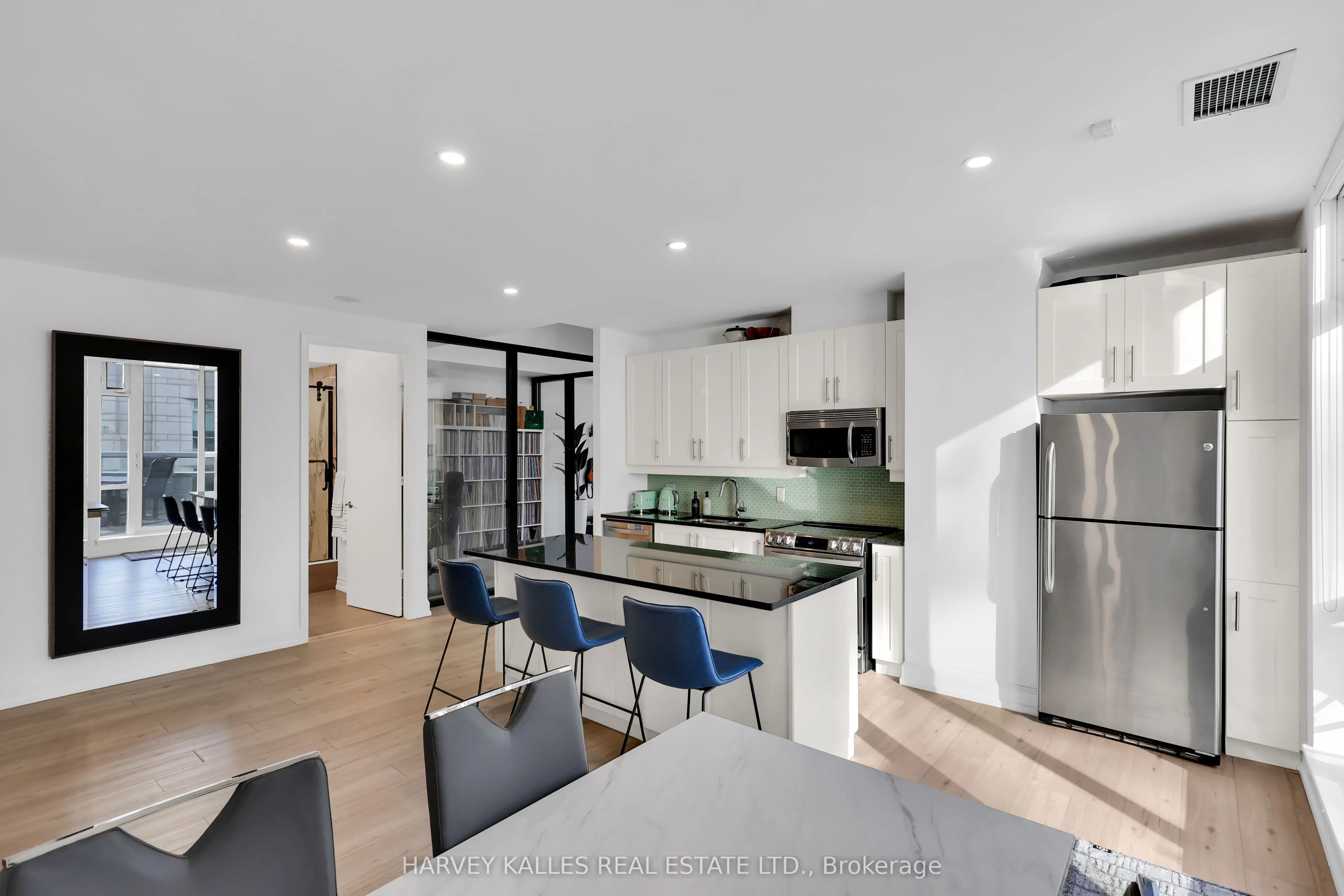 2181 Yonge Street