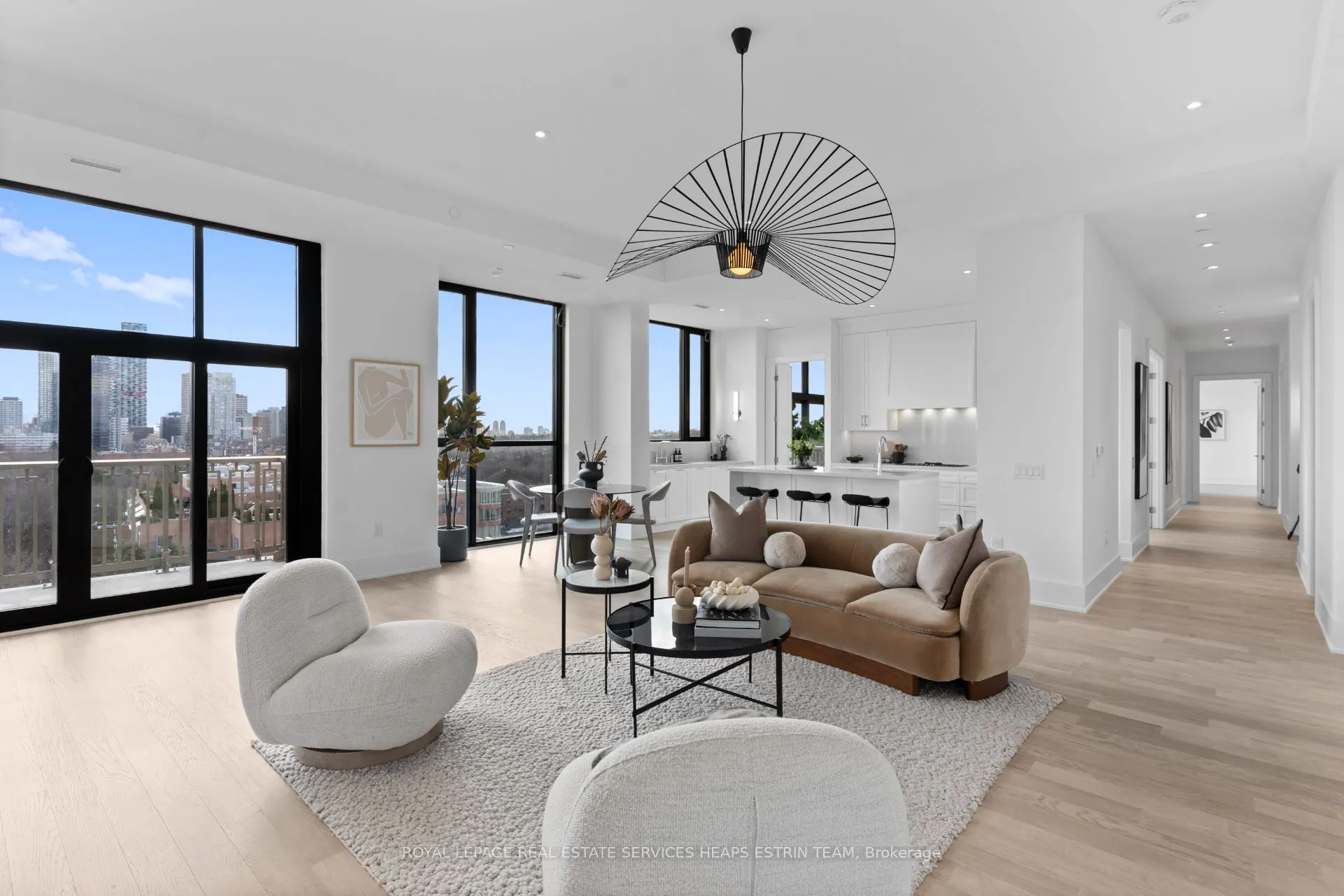 1 Strathgowan Avenue, #PH02