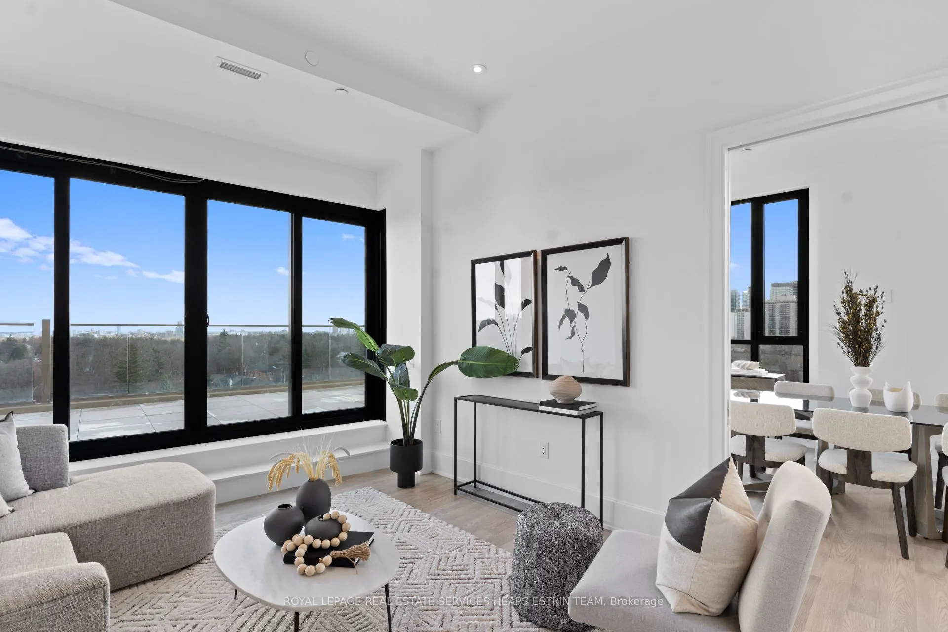 1 Strathgowan Avenue, #PH02