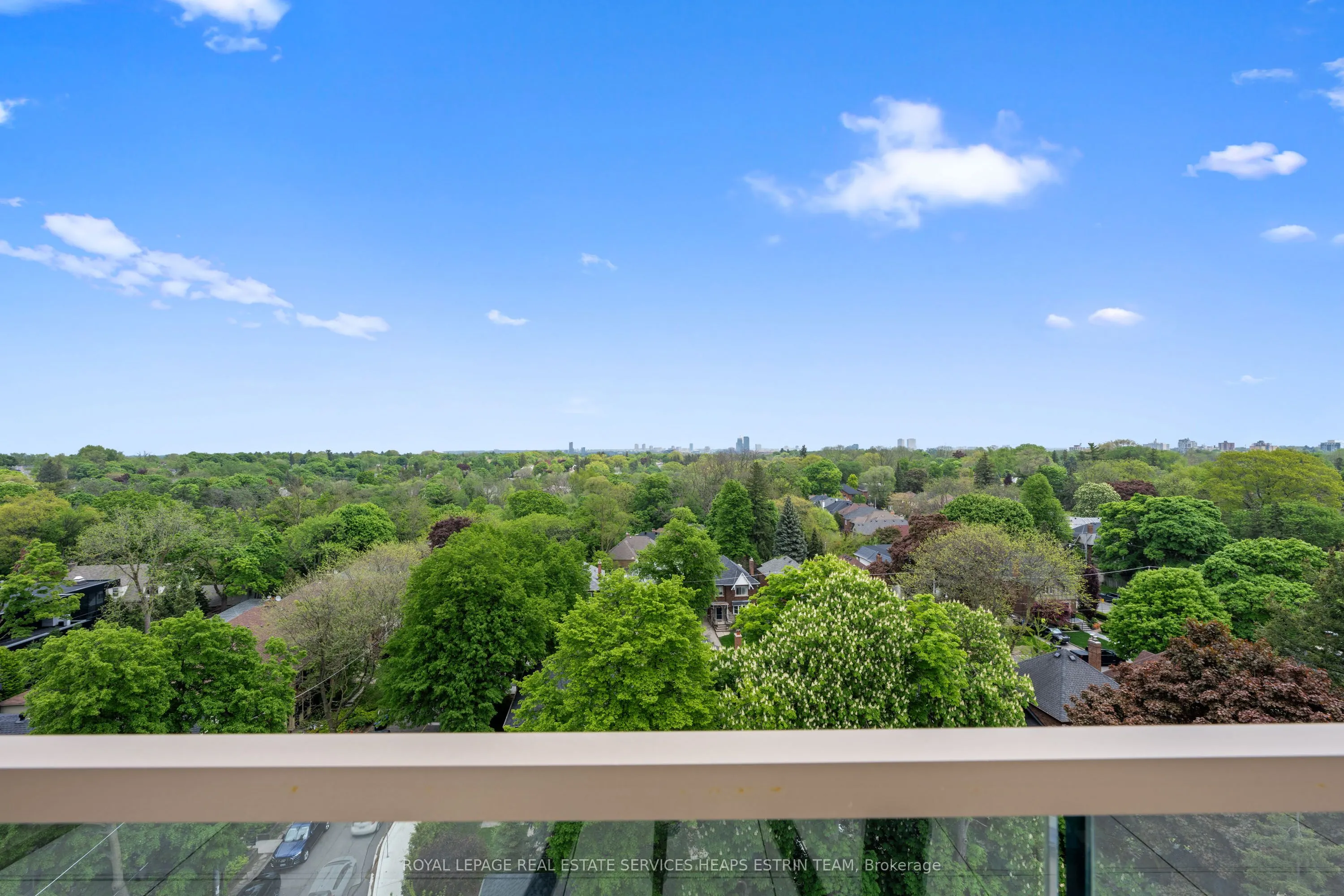 1 Strathgowan Avenue, #PH02