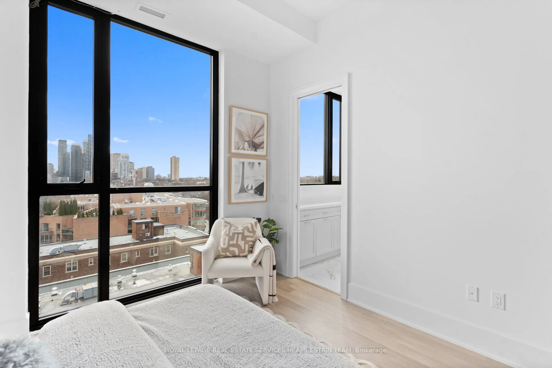 1 Strathgowan Avenue, #PH02