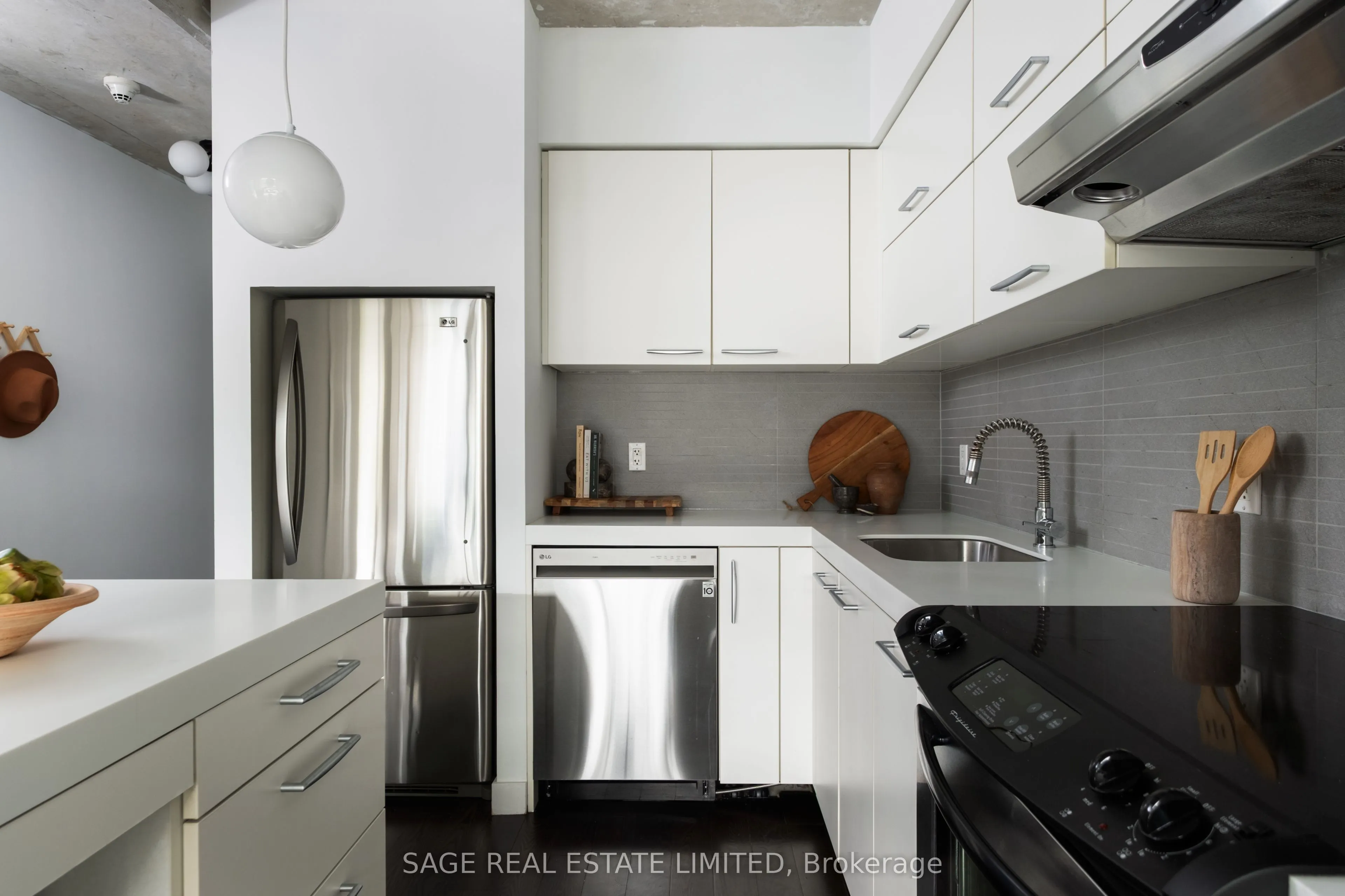 55 Stewart Street, #633
