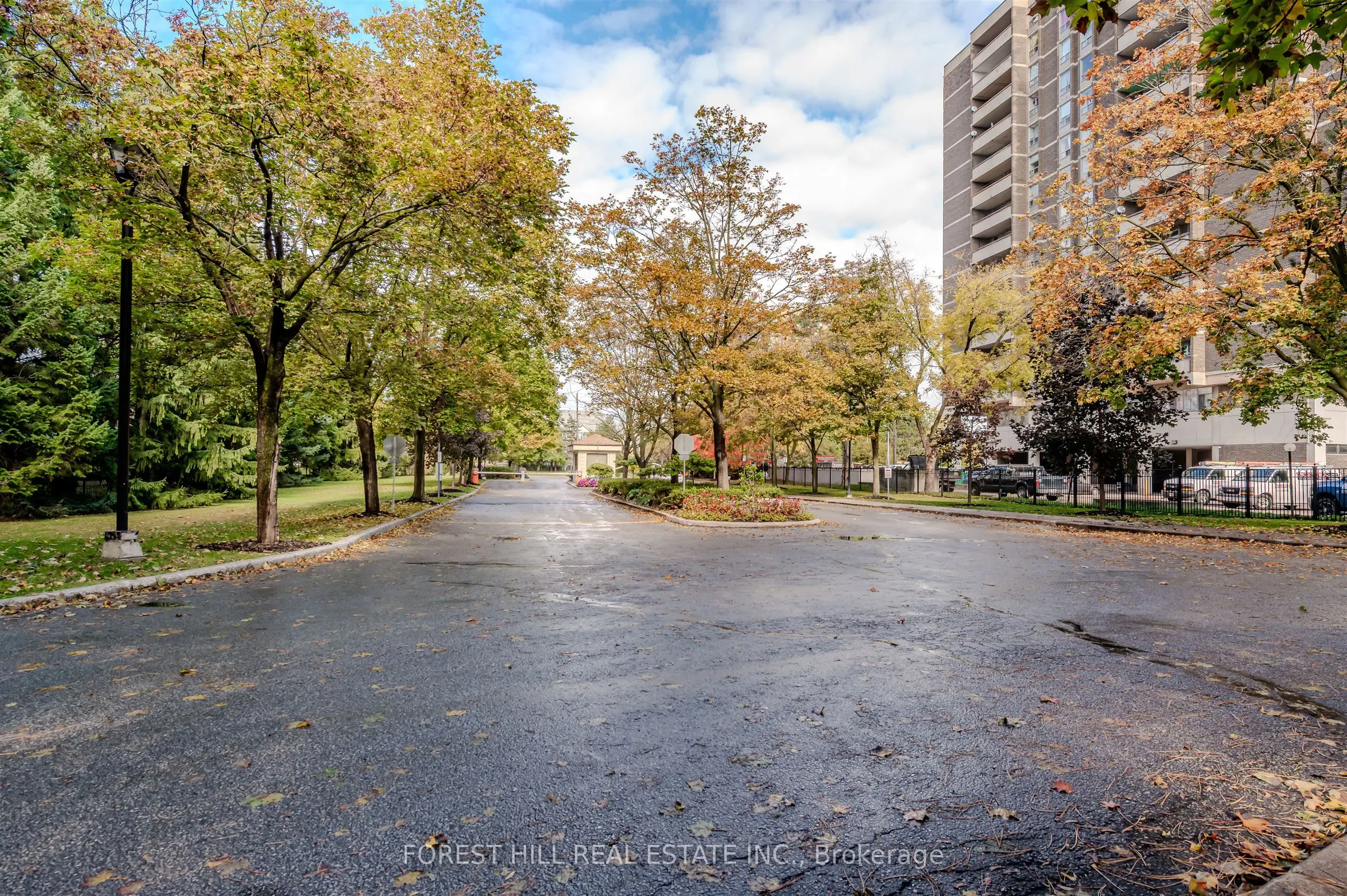 1131 Steeles Avenue W, #Ph103