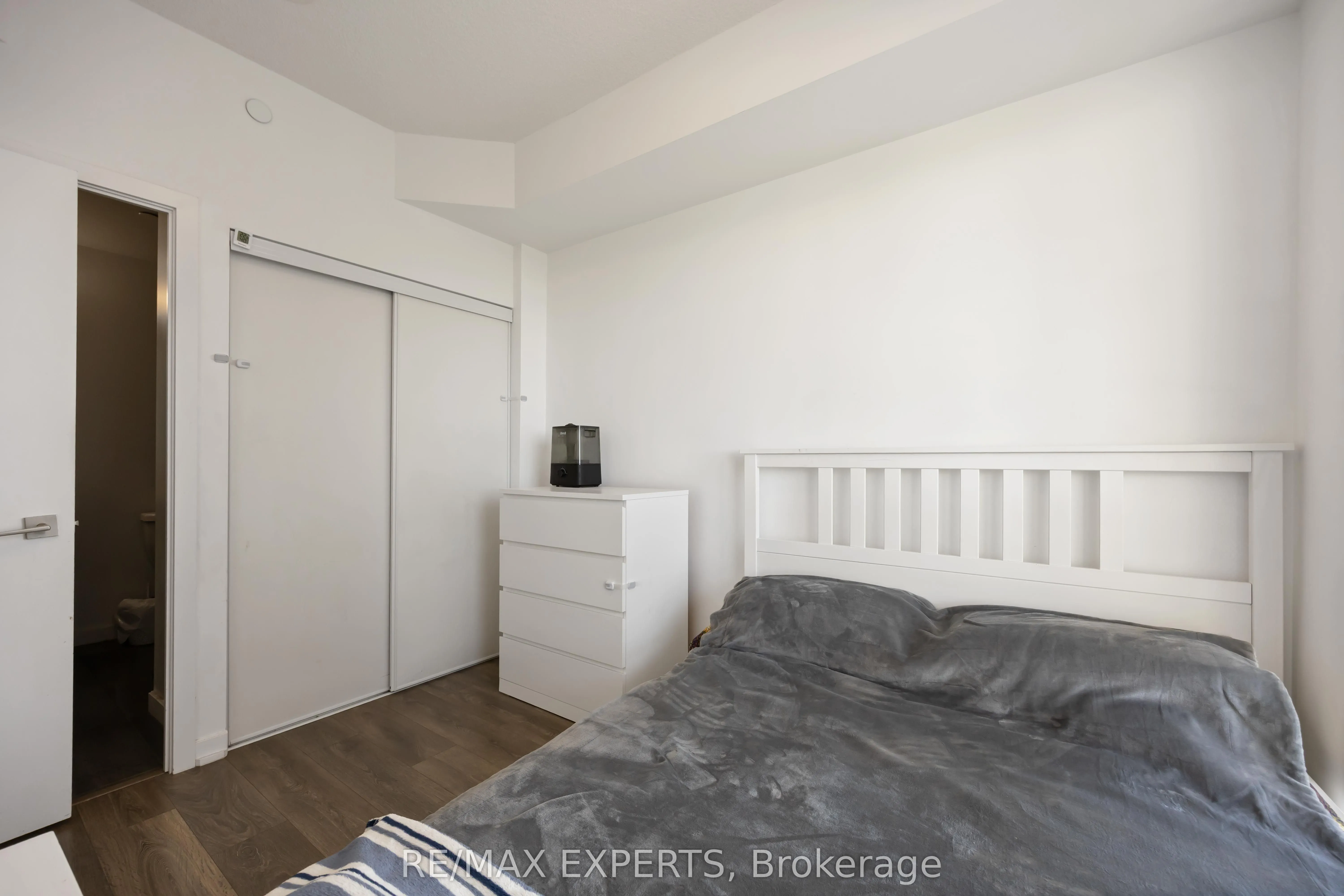 56 Forest Manor Road, #5