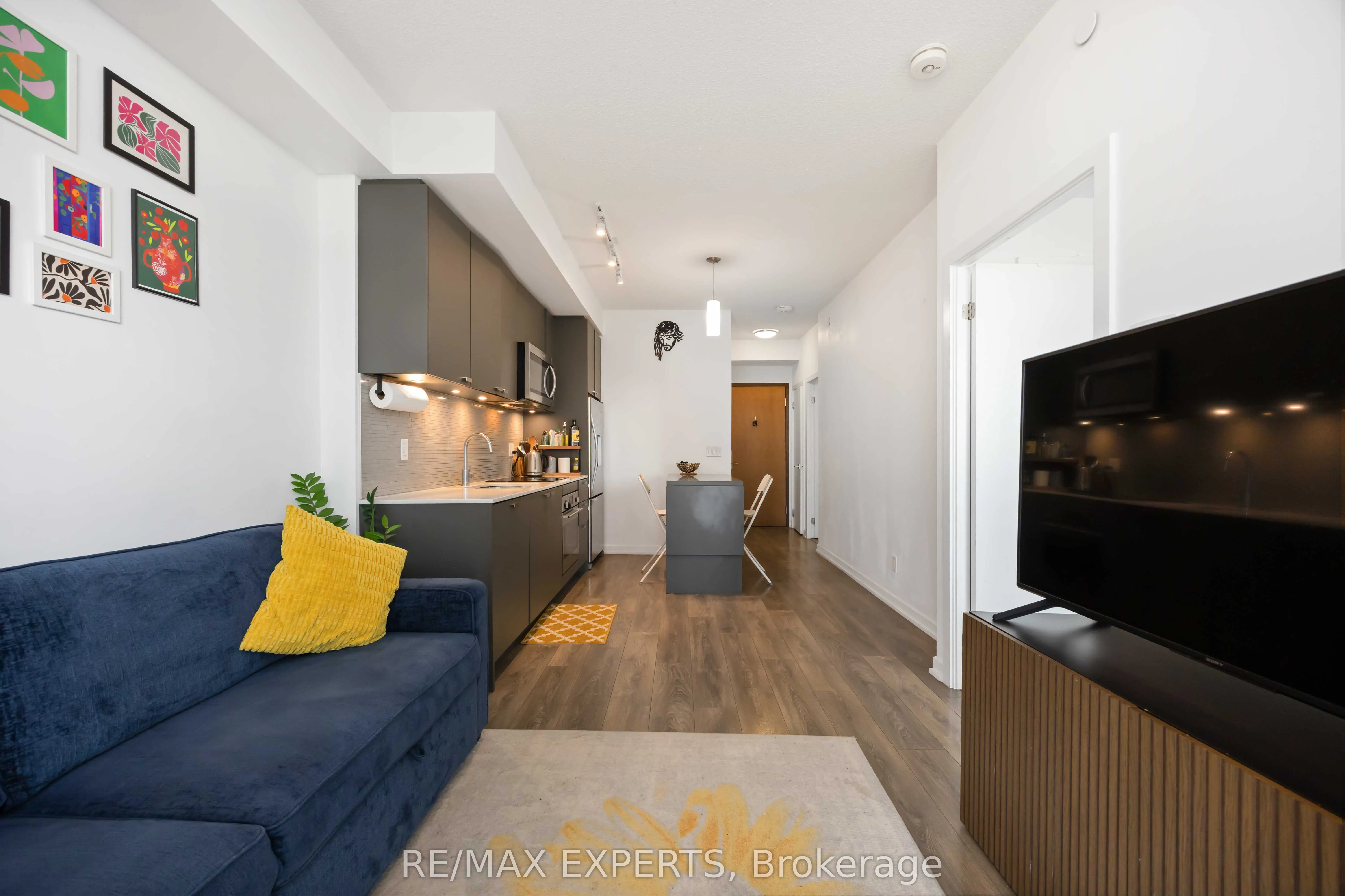 56 Forest Manor Road, #5