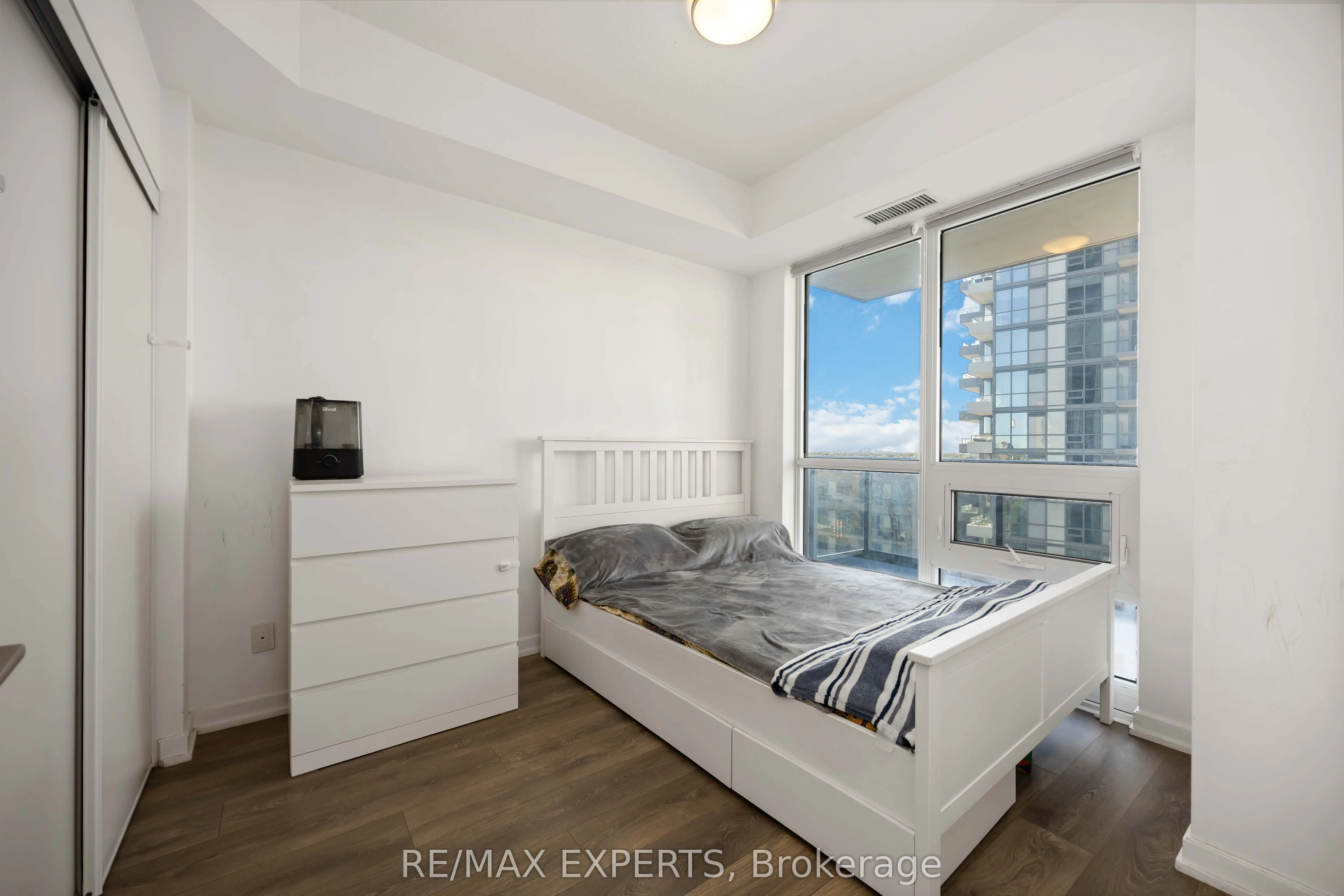 56 Forest Manor Road, #5