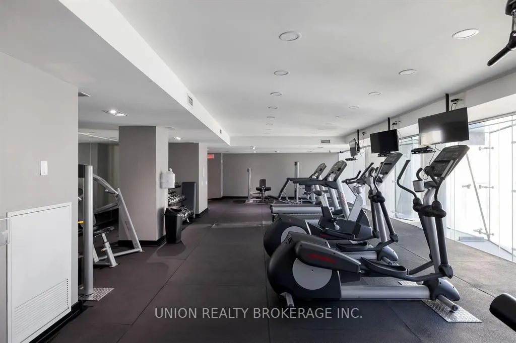 224 King Street W, #1505