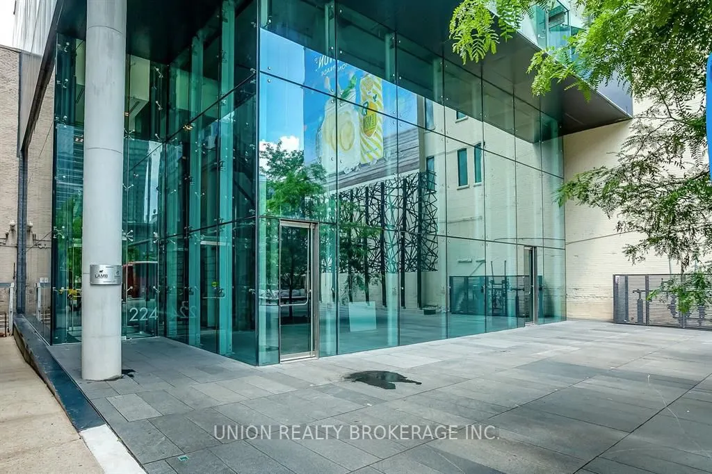 224 King Street W, #1505