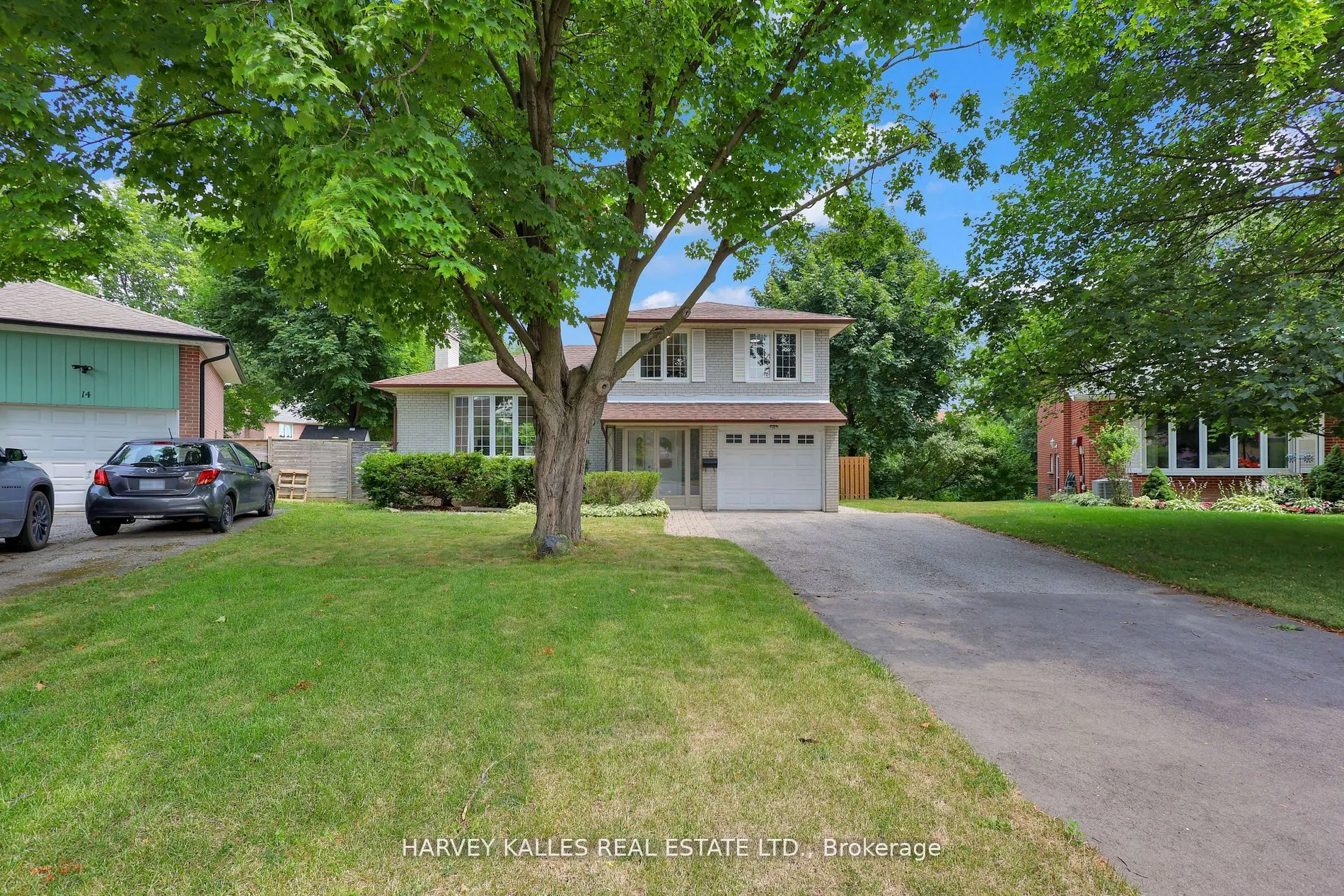 16 Wedgeport Place
