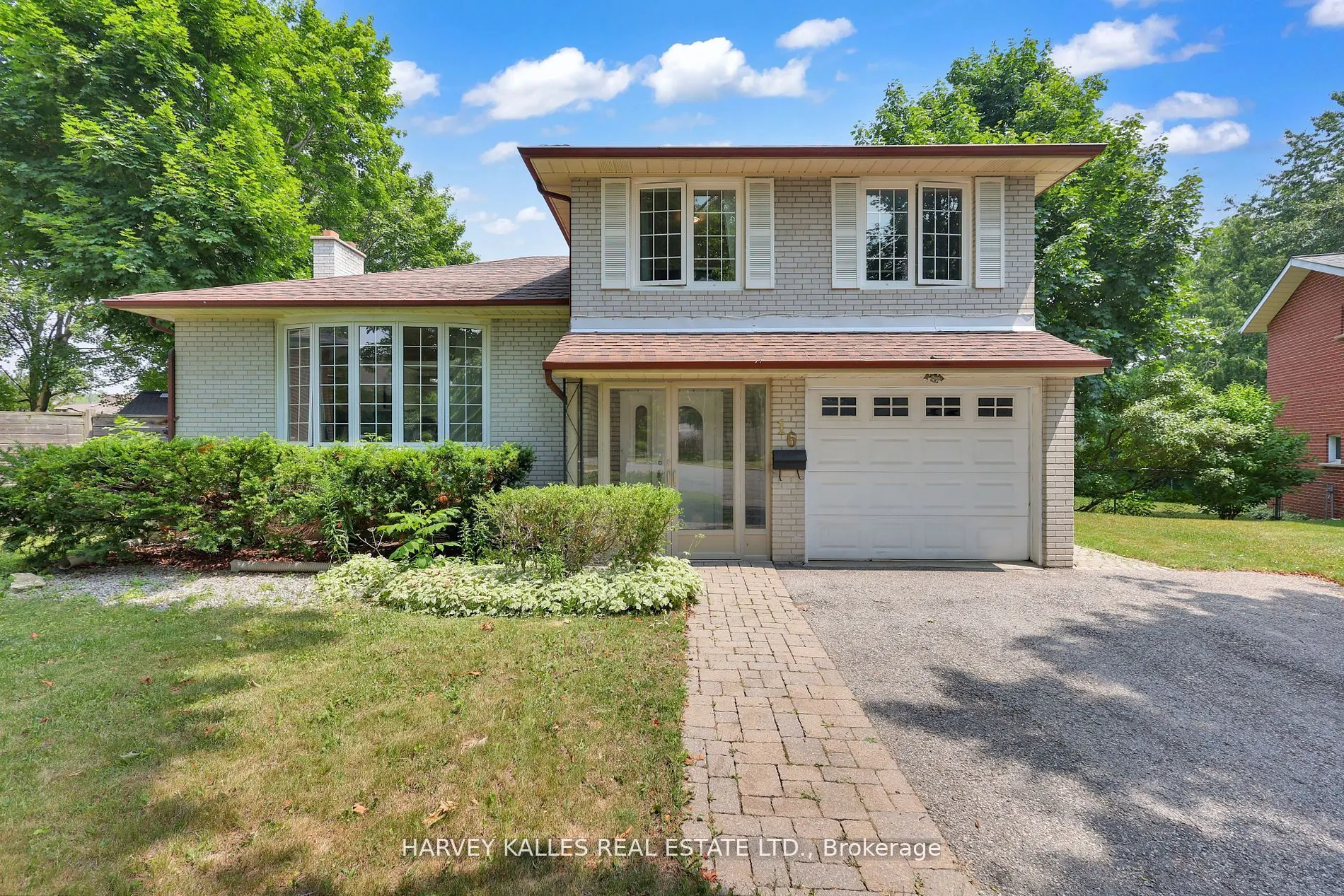 16 Wedgeport Place