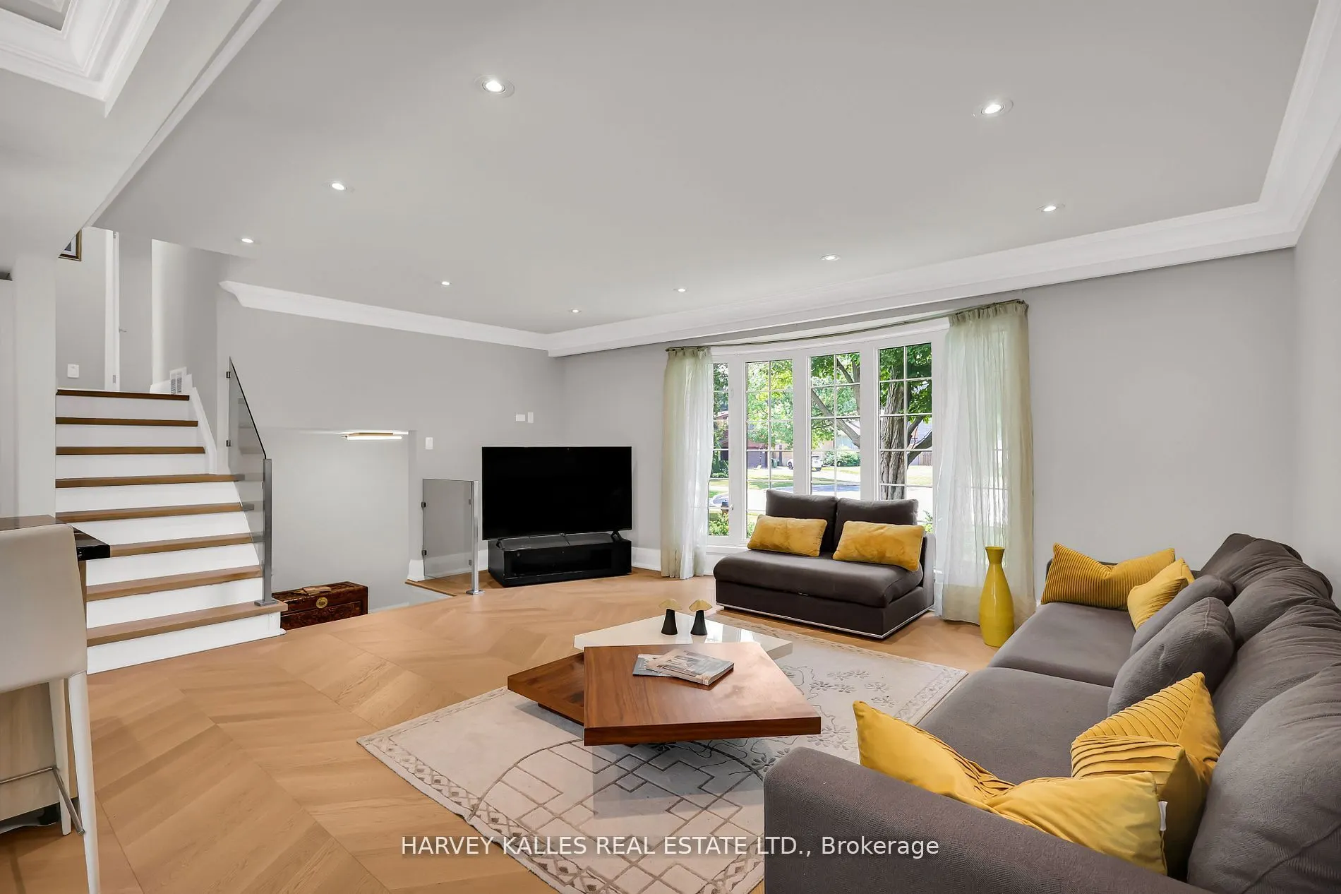 16 Wedgeport Place