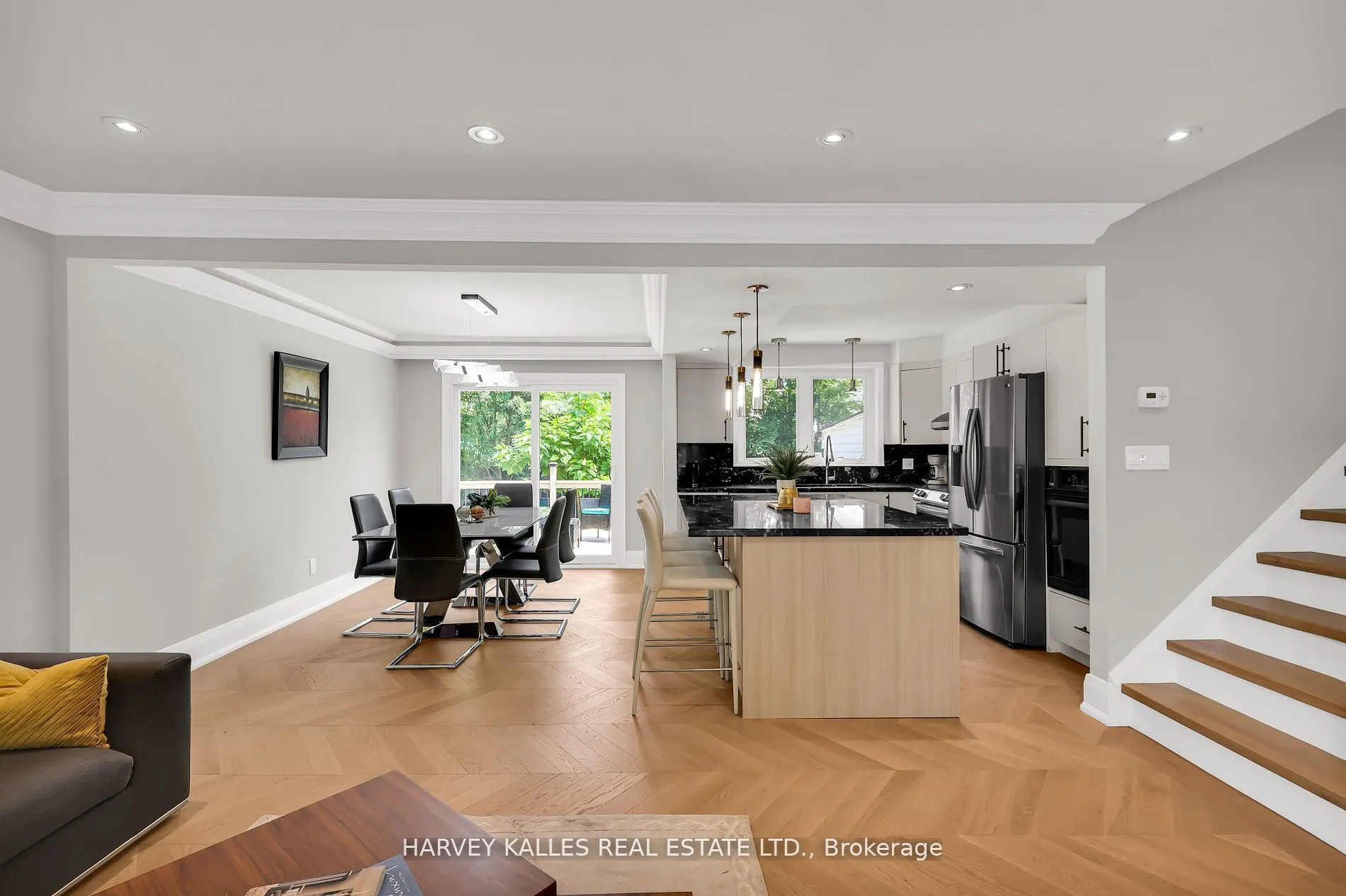 16 Wedgeport Place