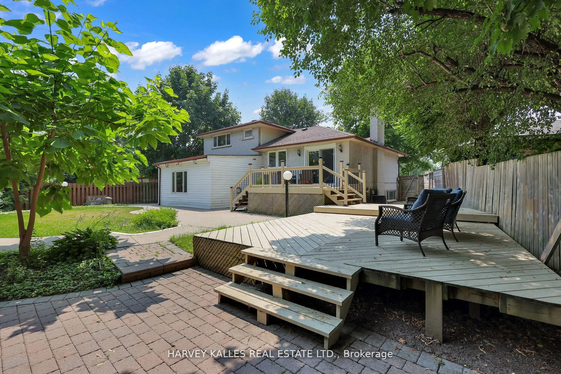 16 Wedgeport Place