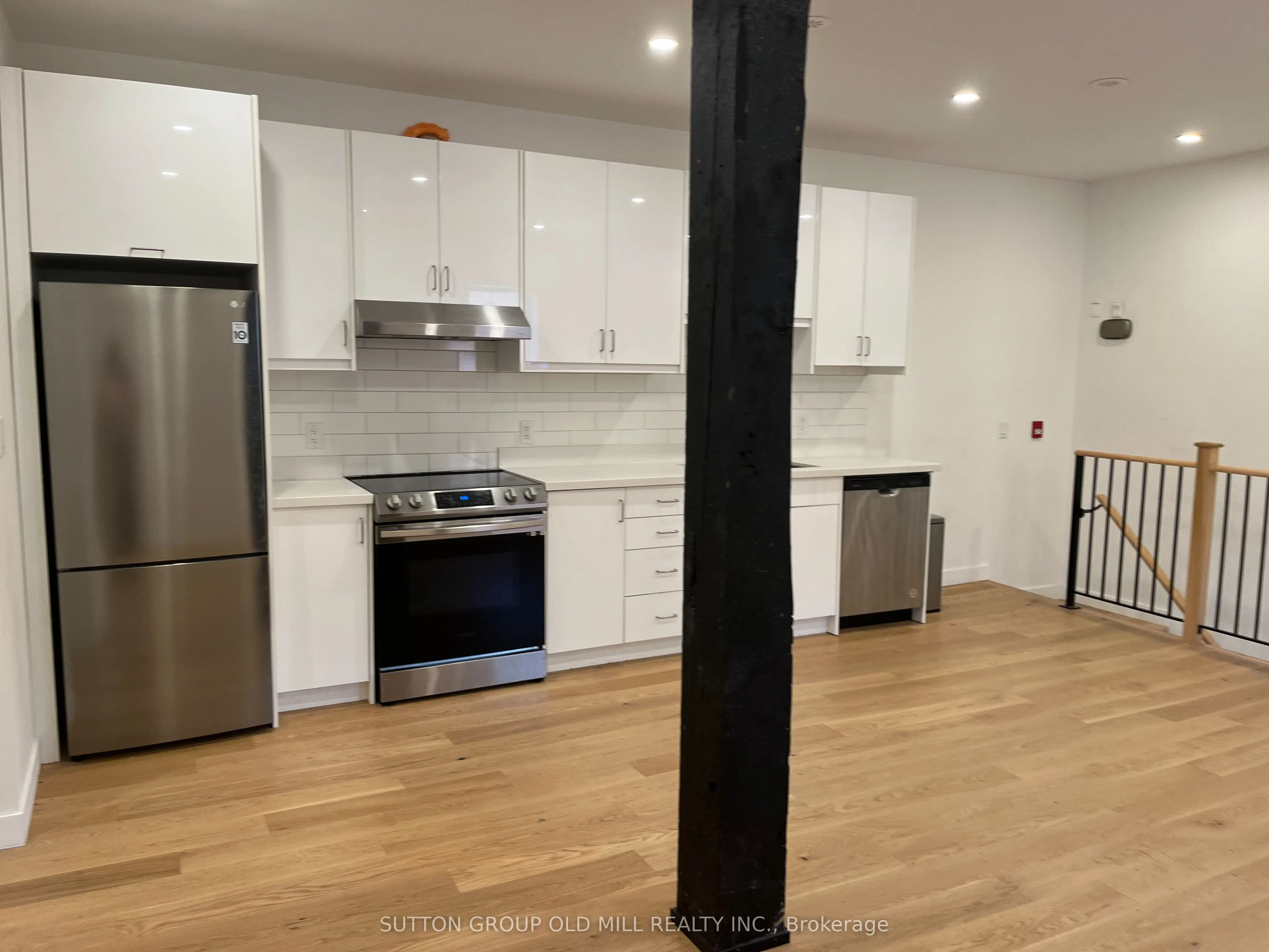 61 Ossington Avenue, #A