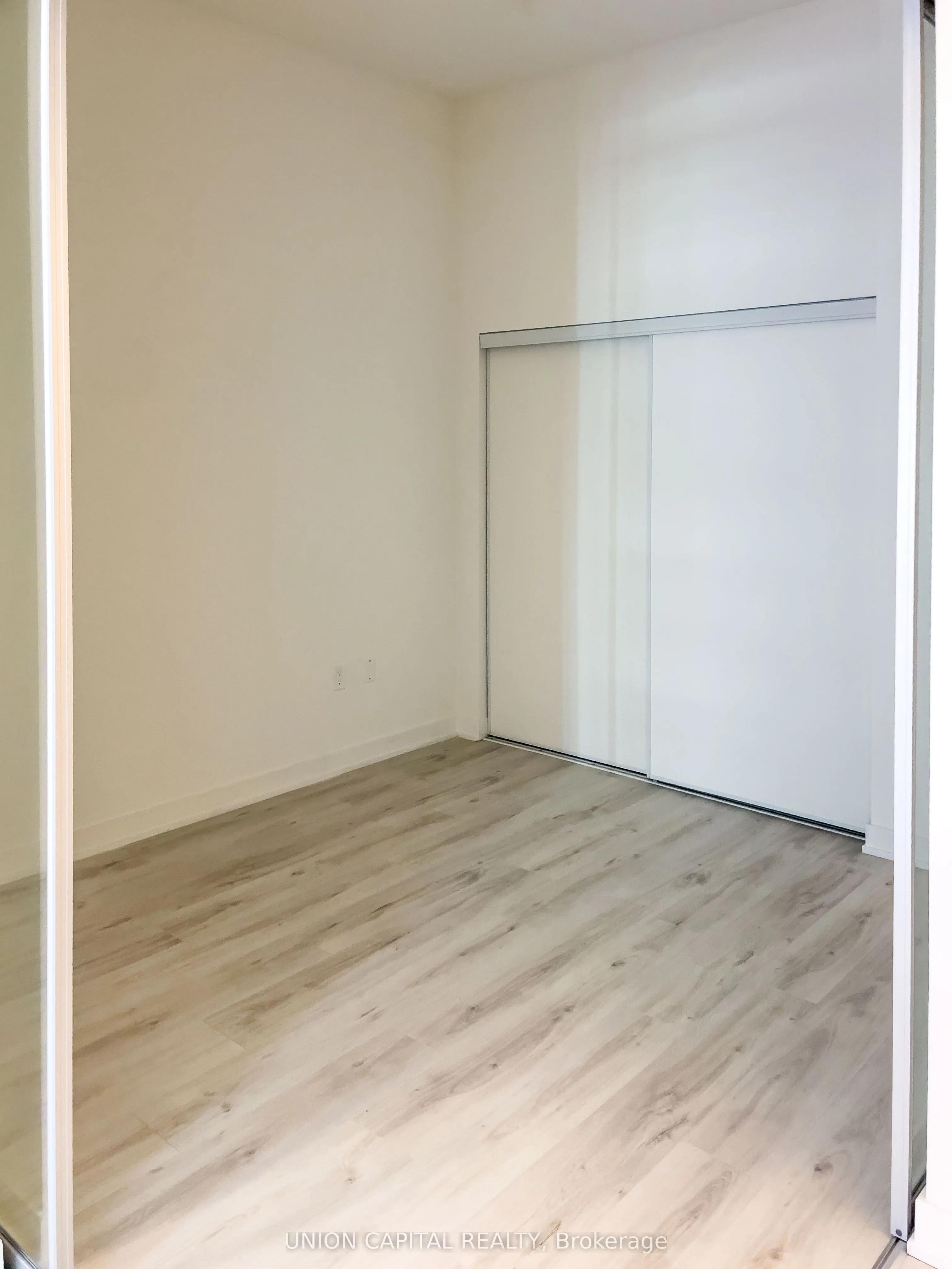 120 Broadway Avenue, #418N