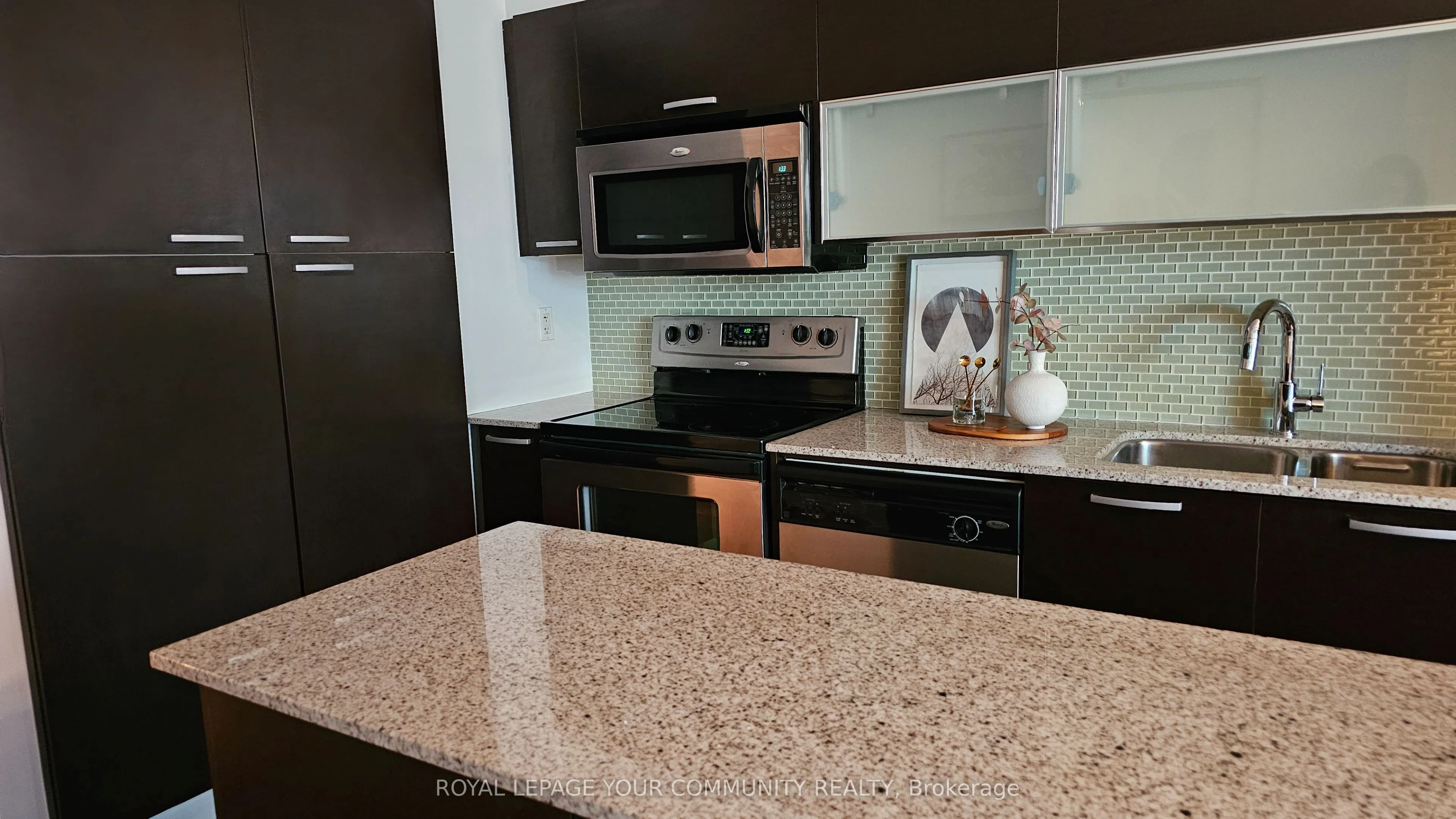 10 Morrison Street, #608