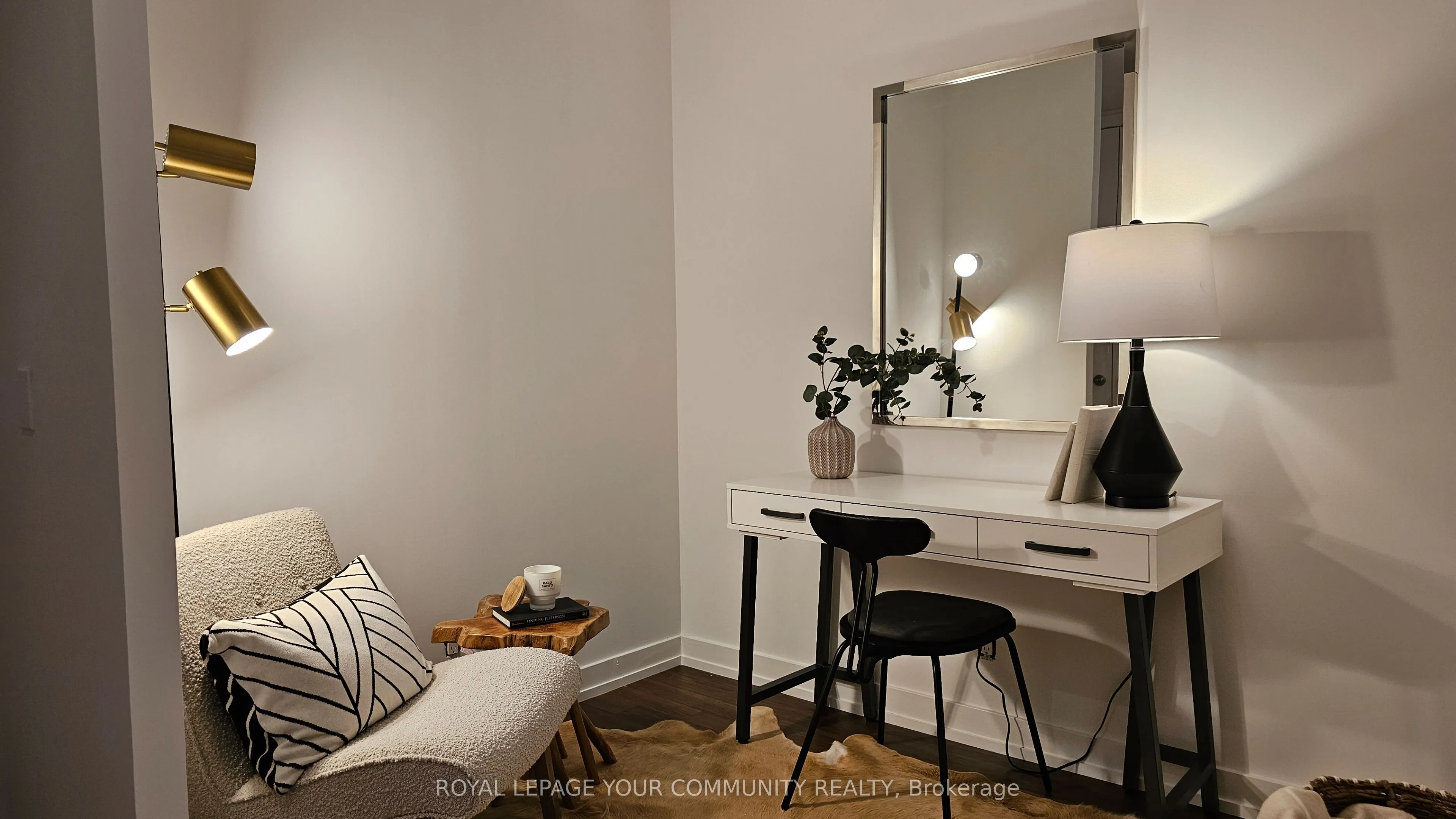 10 Morrison Street, #608