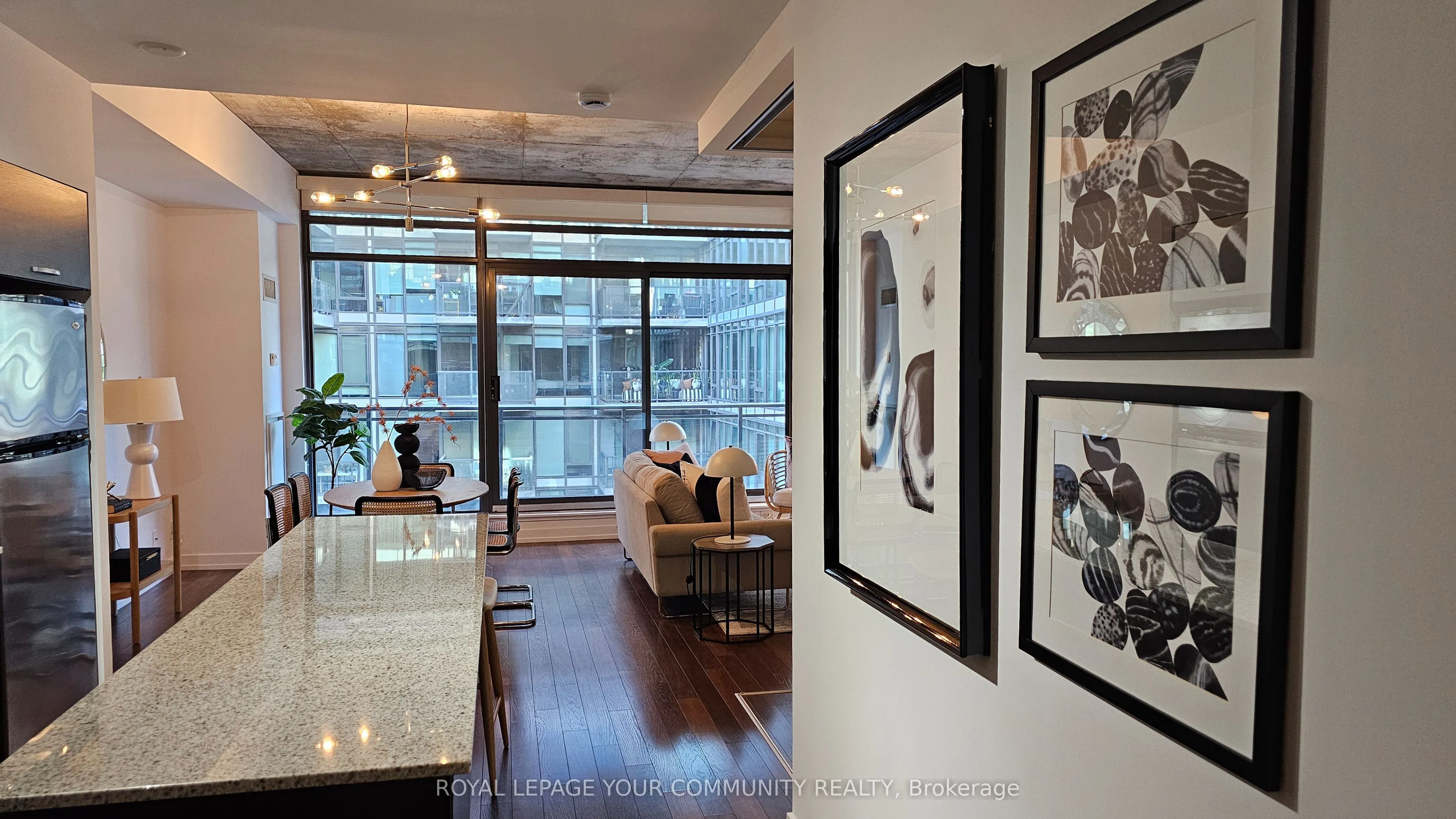 10 Morrison Street, #608