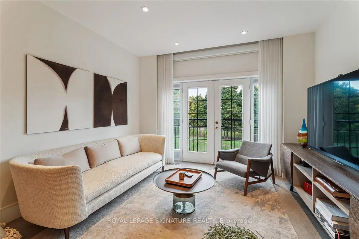 1 Baxter Street, #6