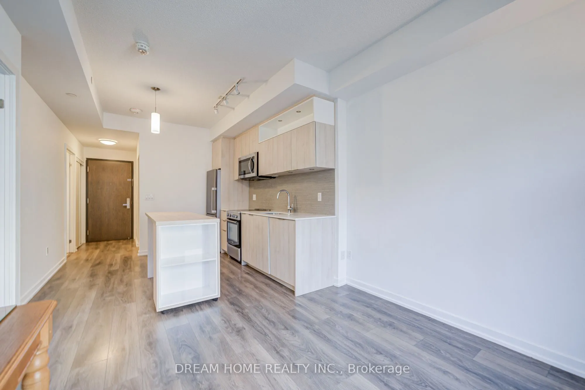 50 Forest Manor Road, #504