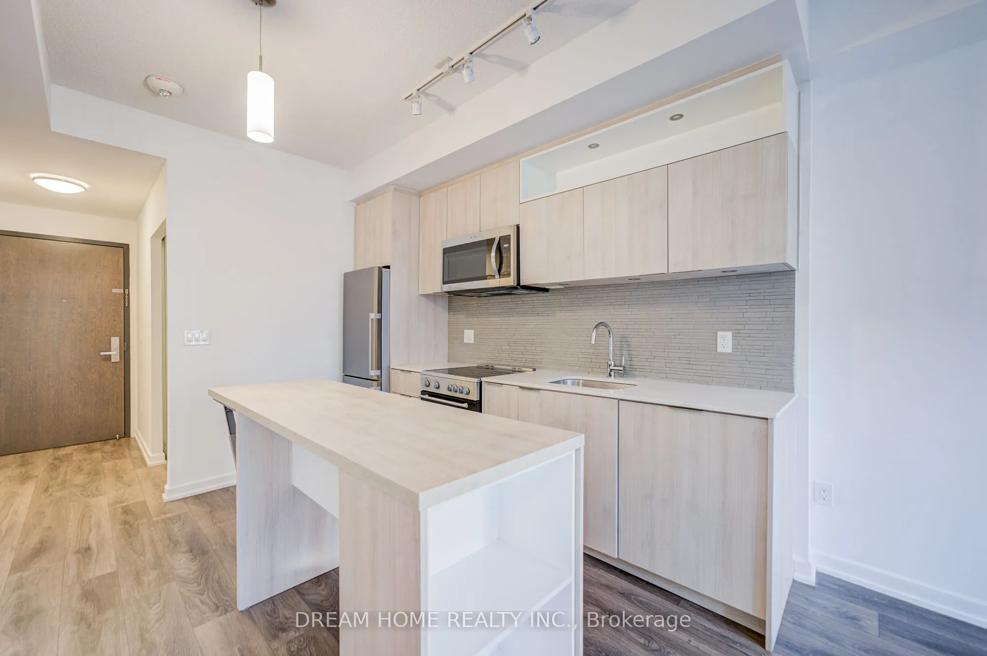 50 Forest Manor Road, #504