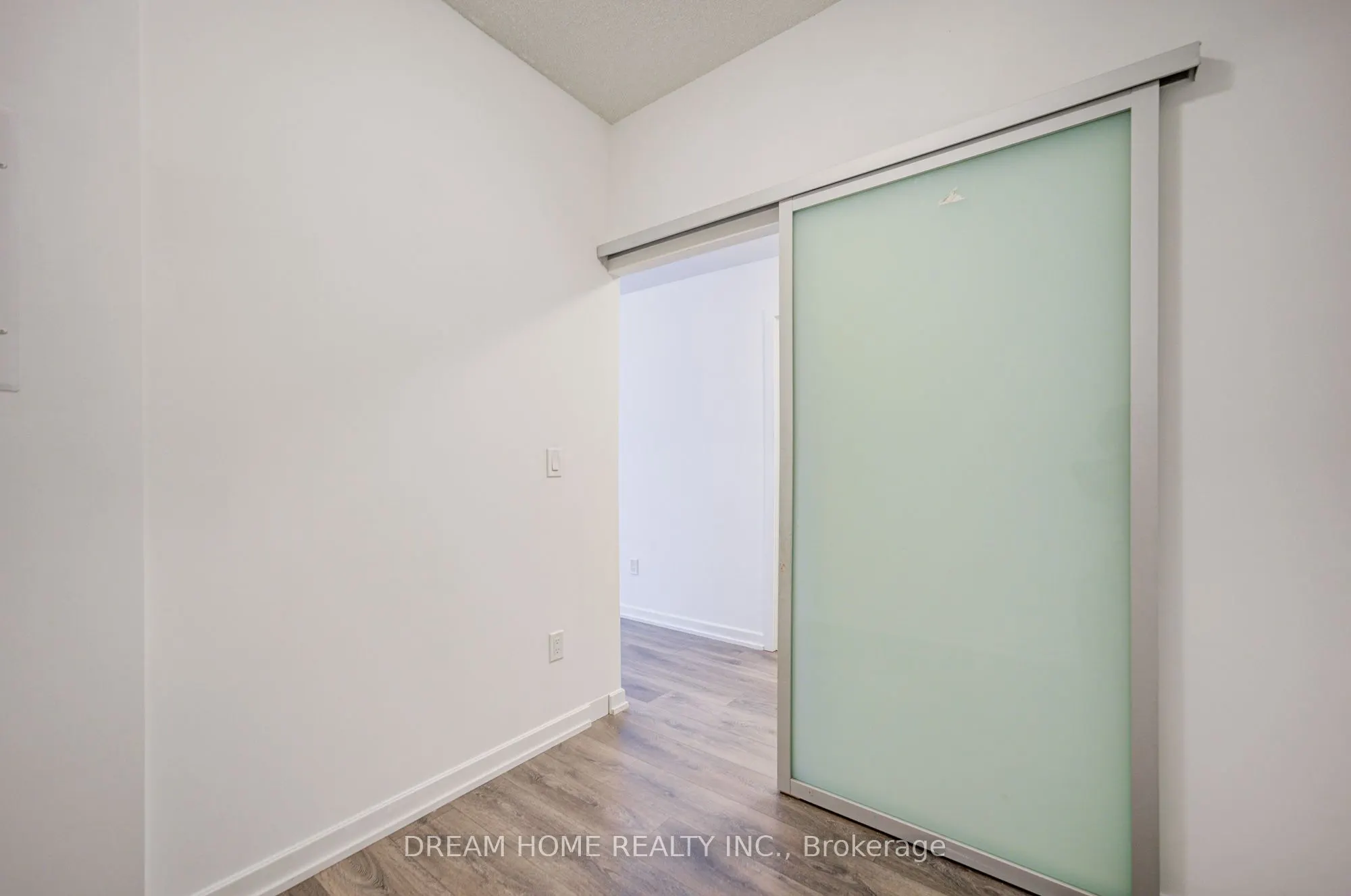 50 Forest Manor Road, #504