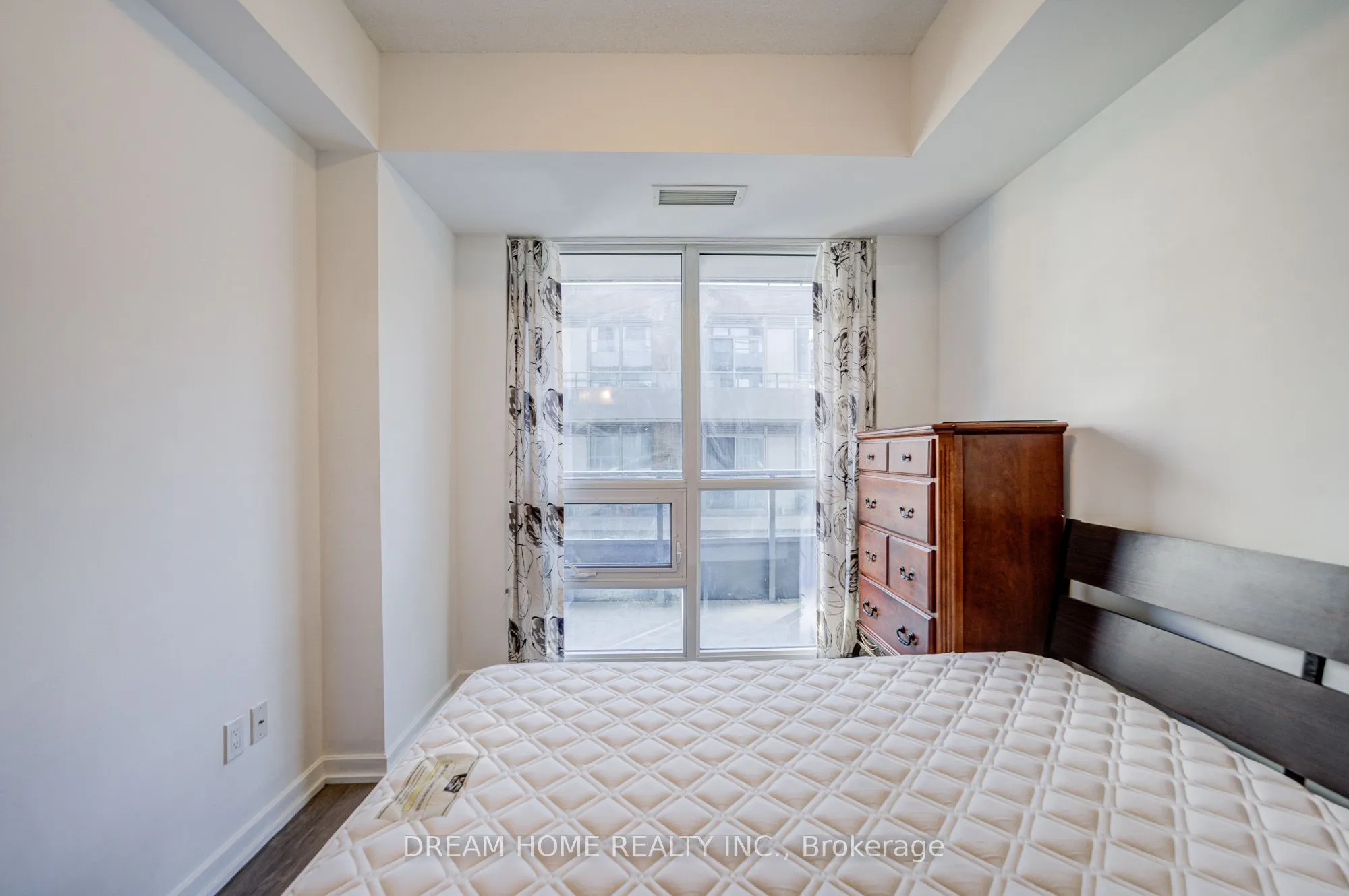 50 Forest Manor Road, #504