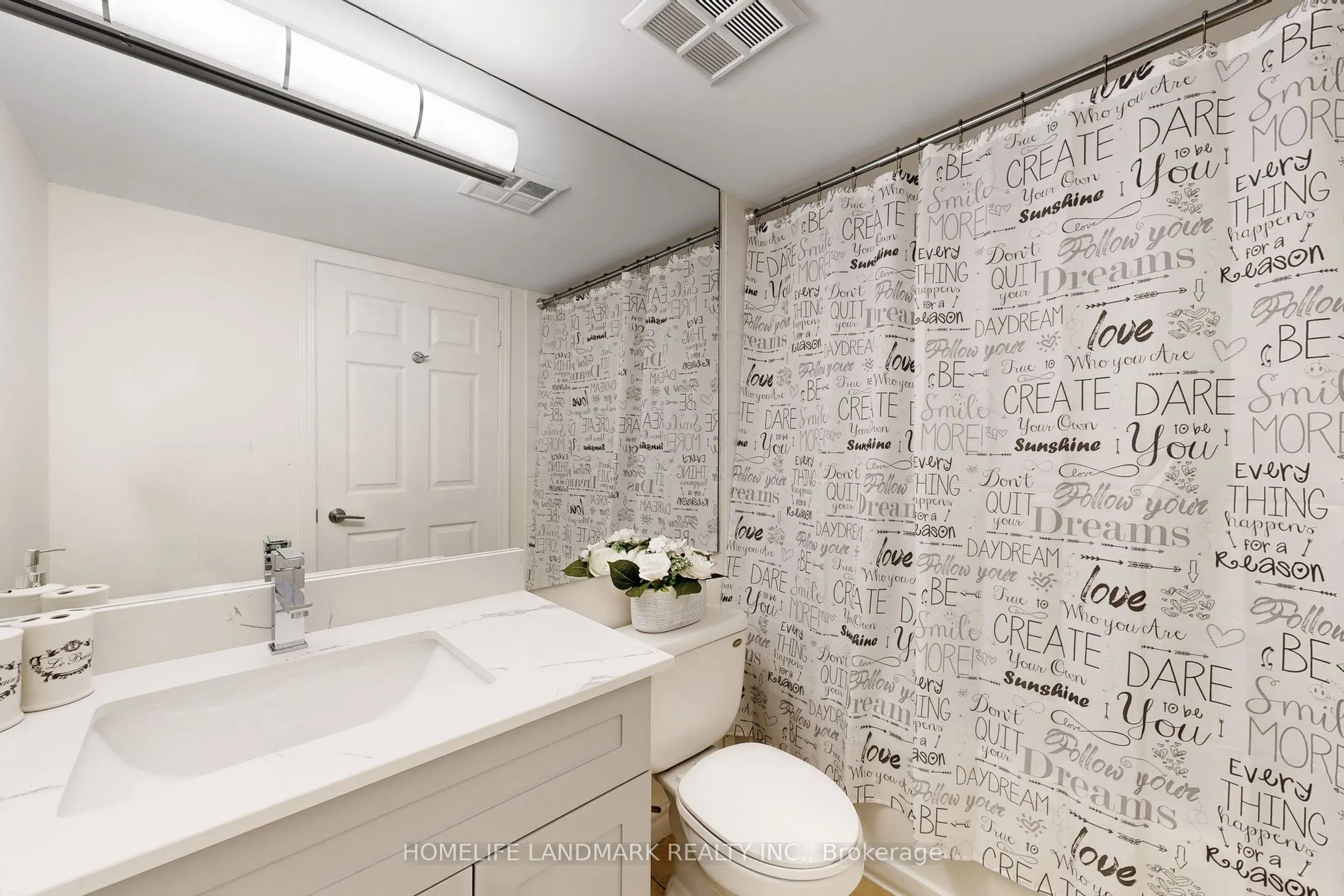 451 Rosewell Avenue, #404