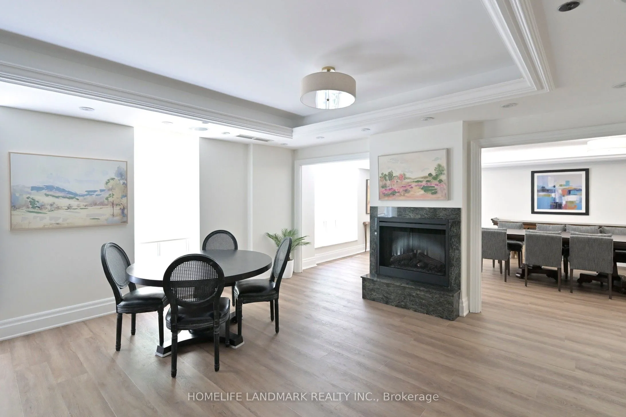 451 Rosewell Avenue, #404