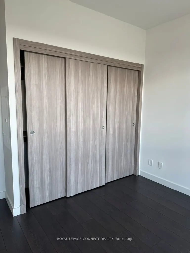 25 McMahon Drive, #1510