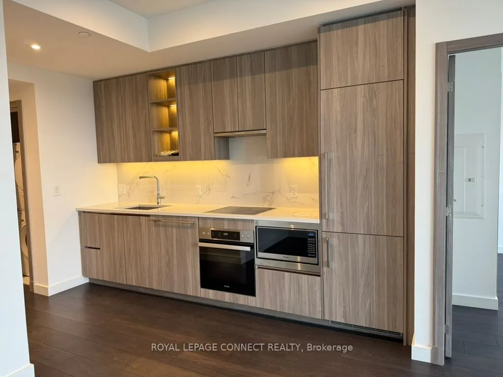 25 McMahon Drive, #1510