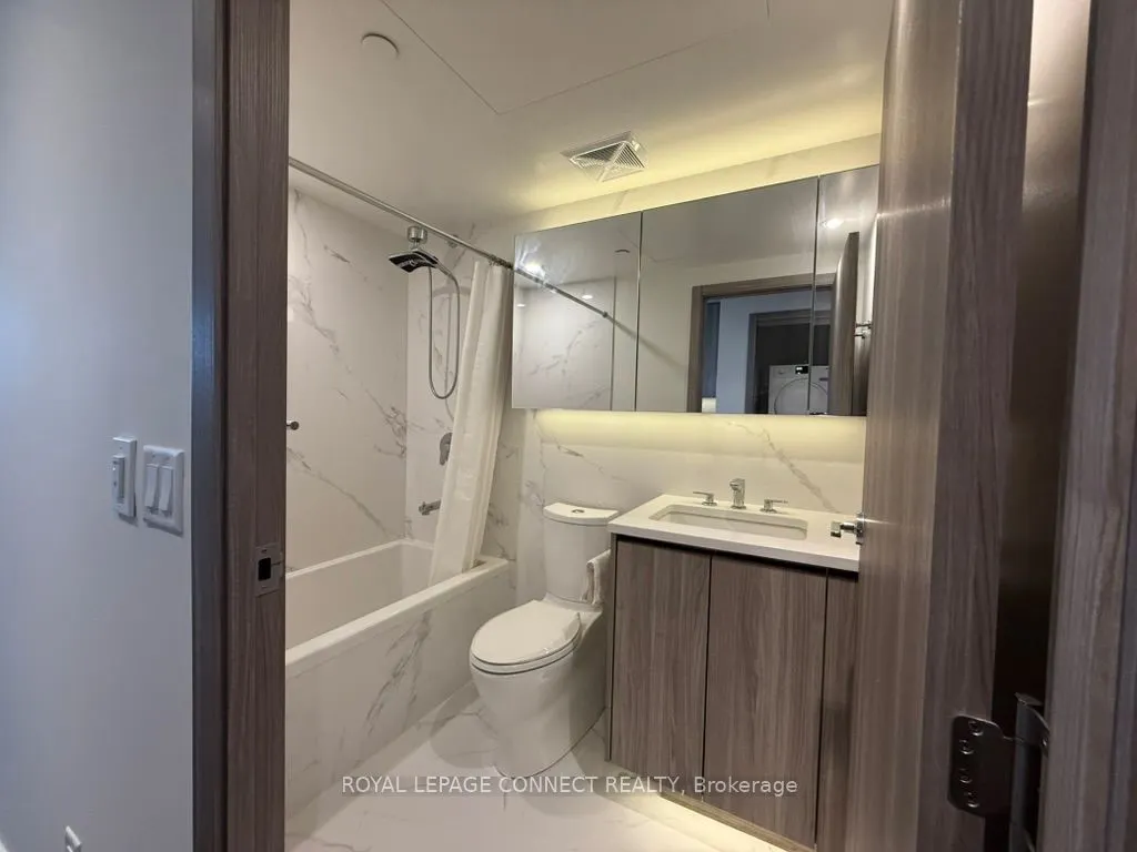 25 McMahon Drive, #1510