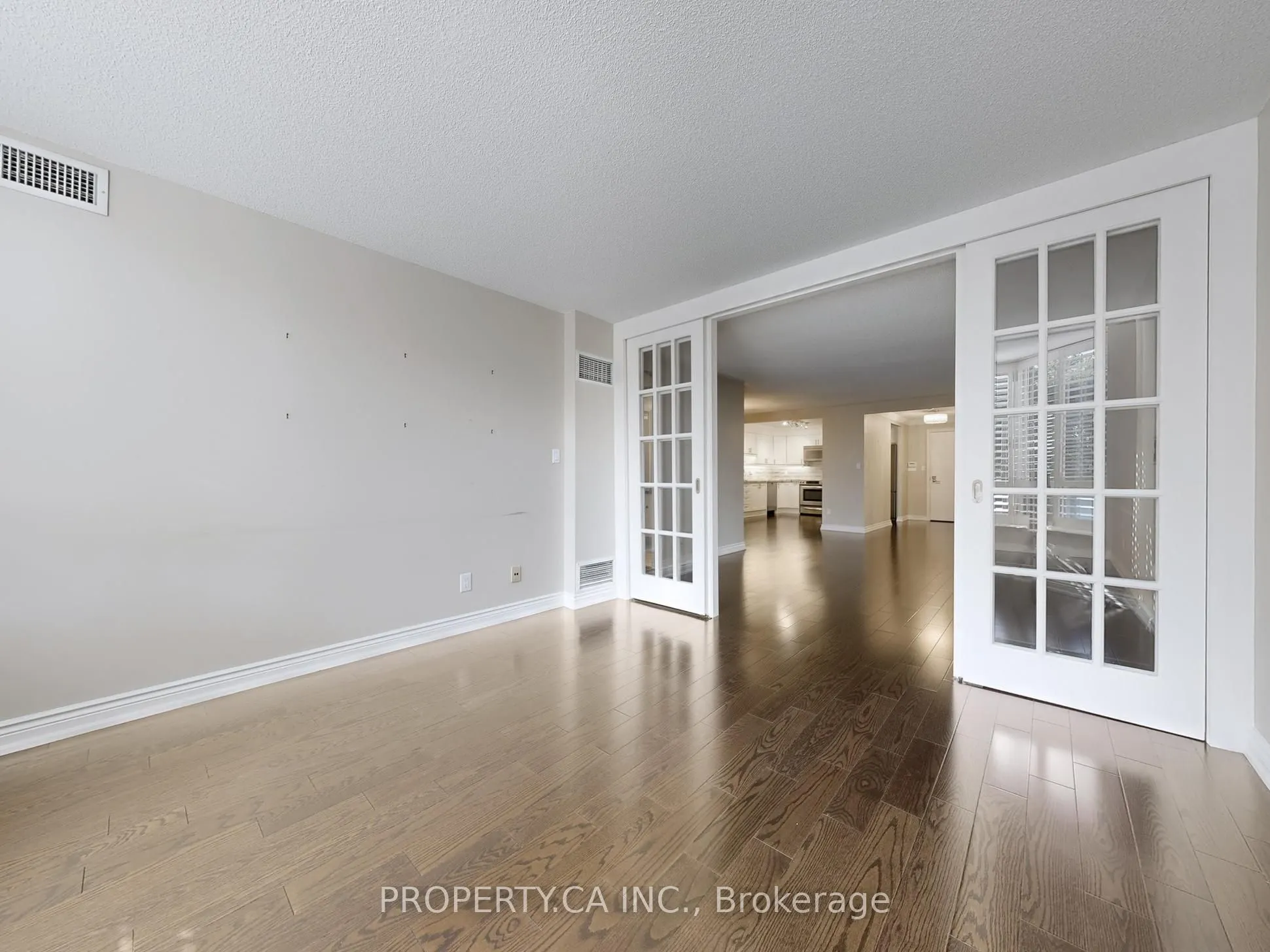 3181 Bayview Avenue, #308