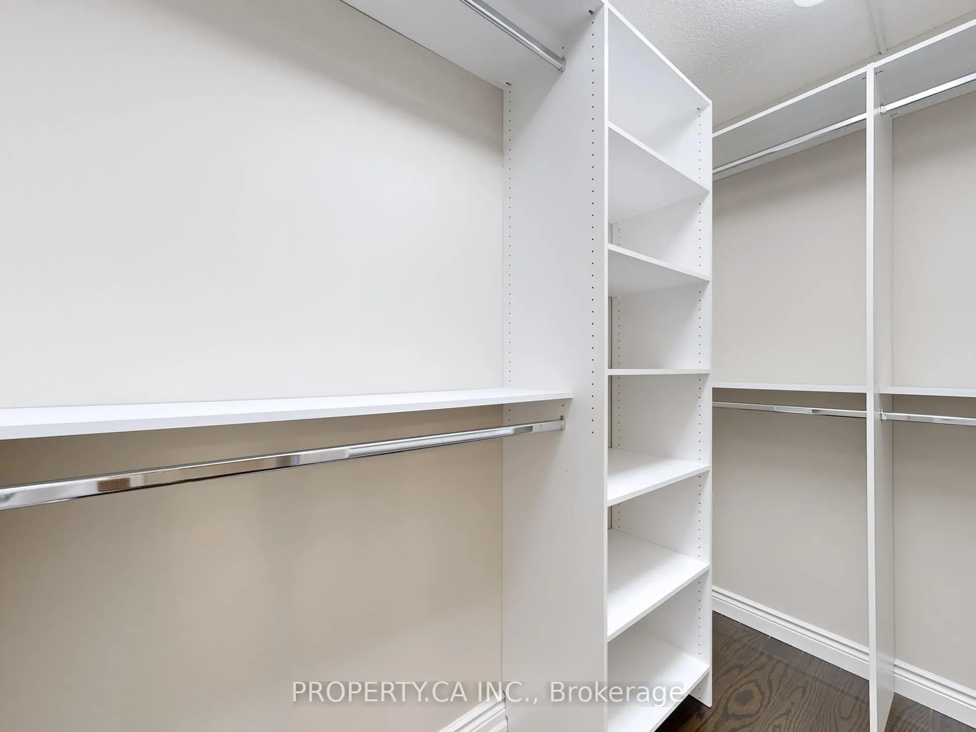 3181 Bayview Avenue, #308