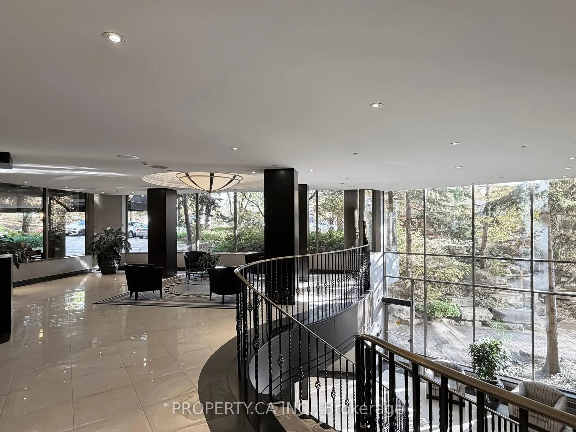3181 Bayview Avenue, #308
