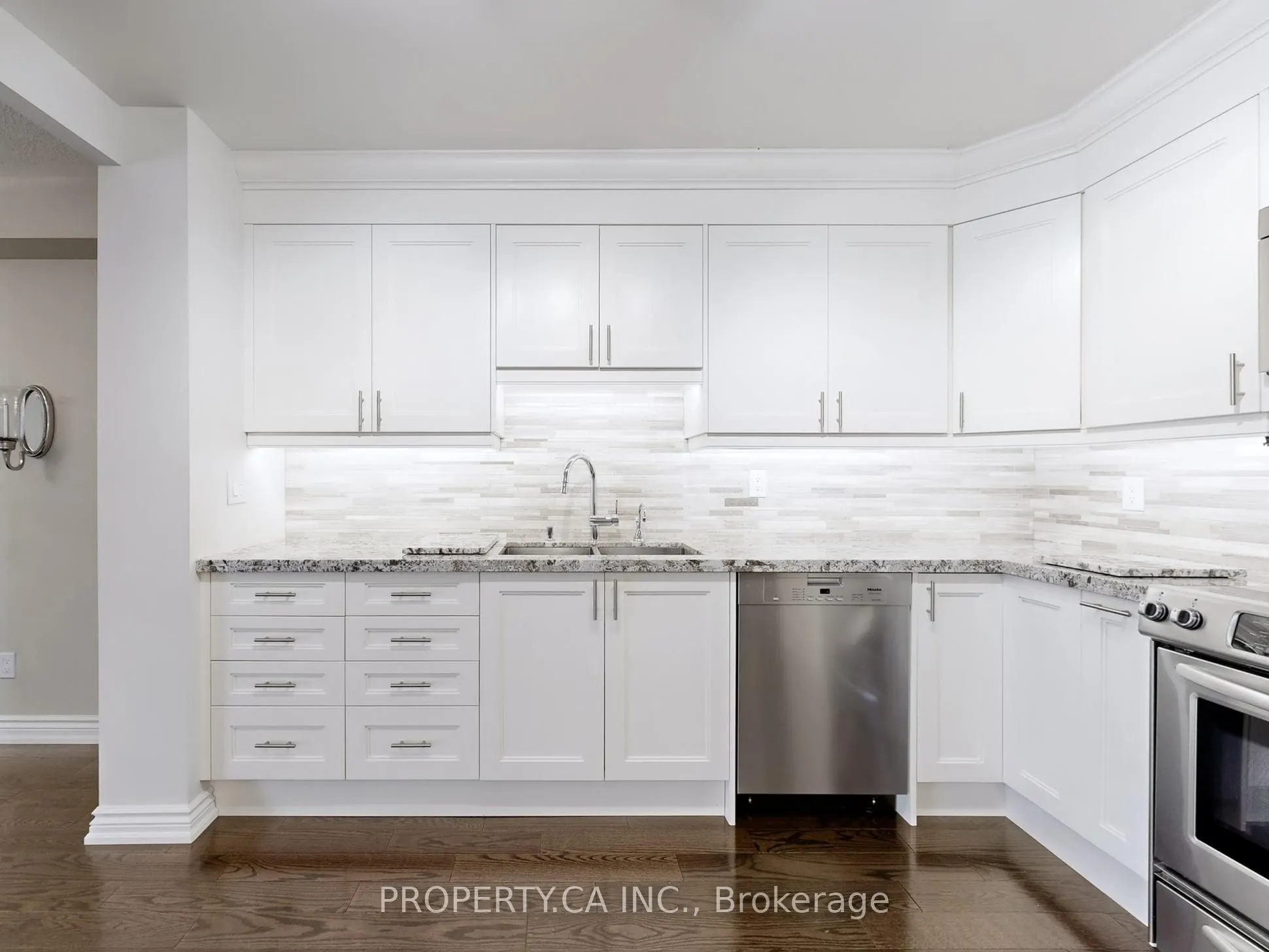 3181 Bayview Avenue, #308