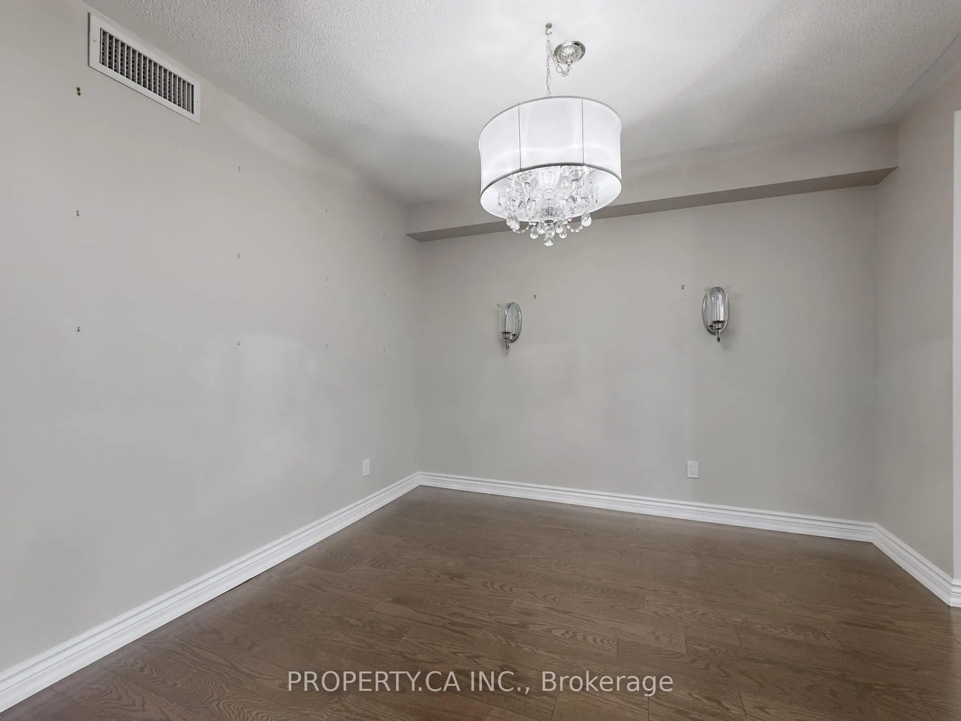 3181 Bayview Avenue, #308