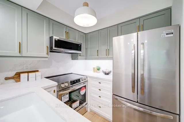 801 King Street W, ##12 B