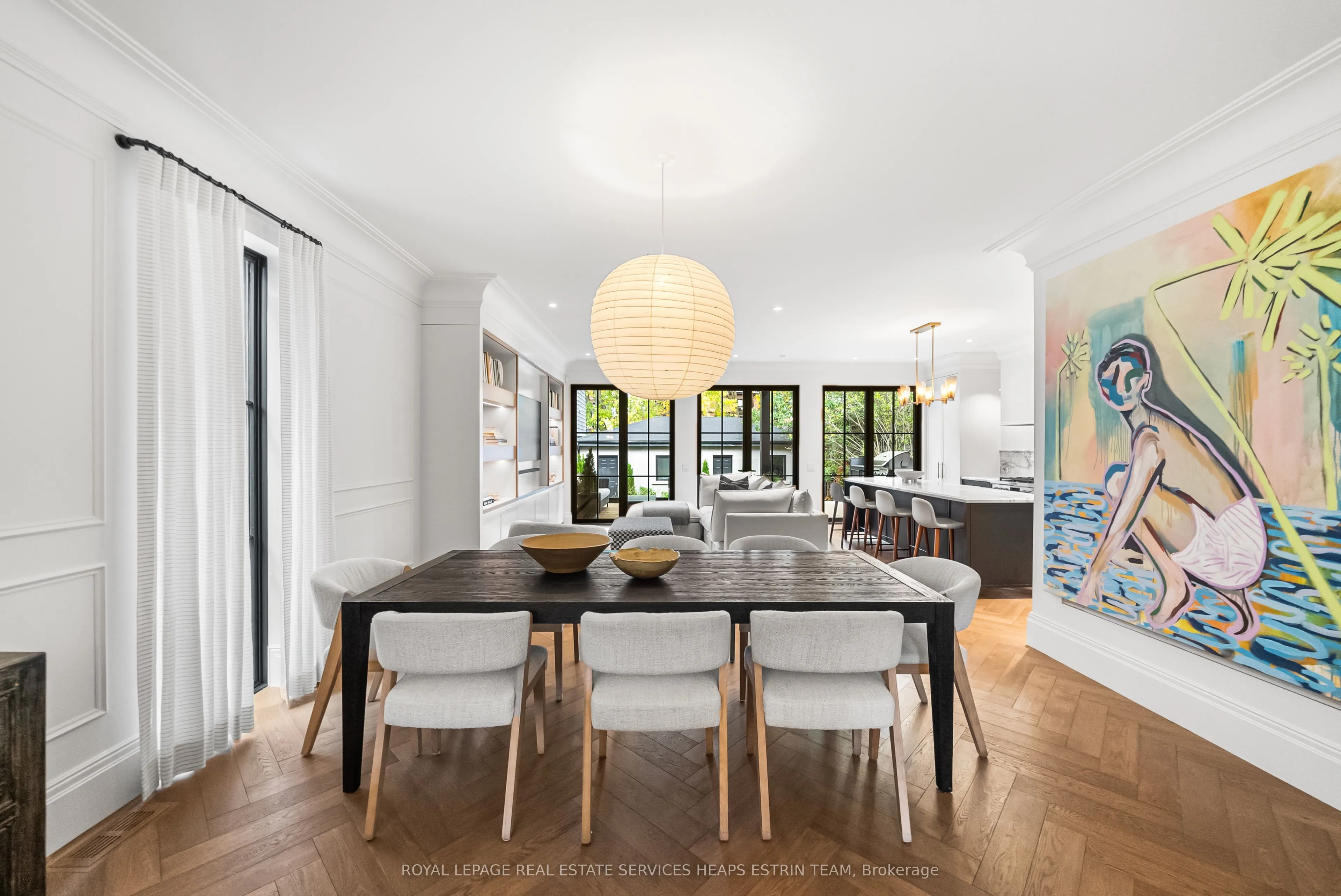 405 Palmerston Boulevard