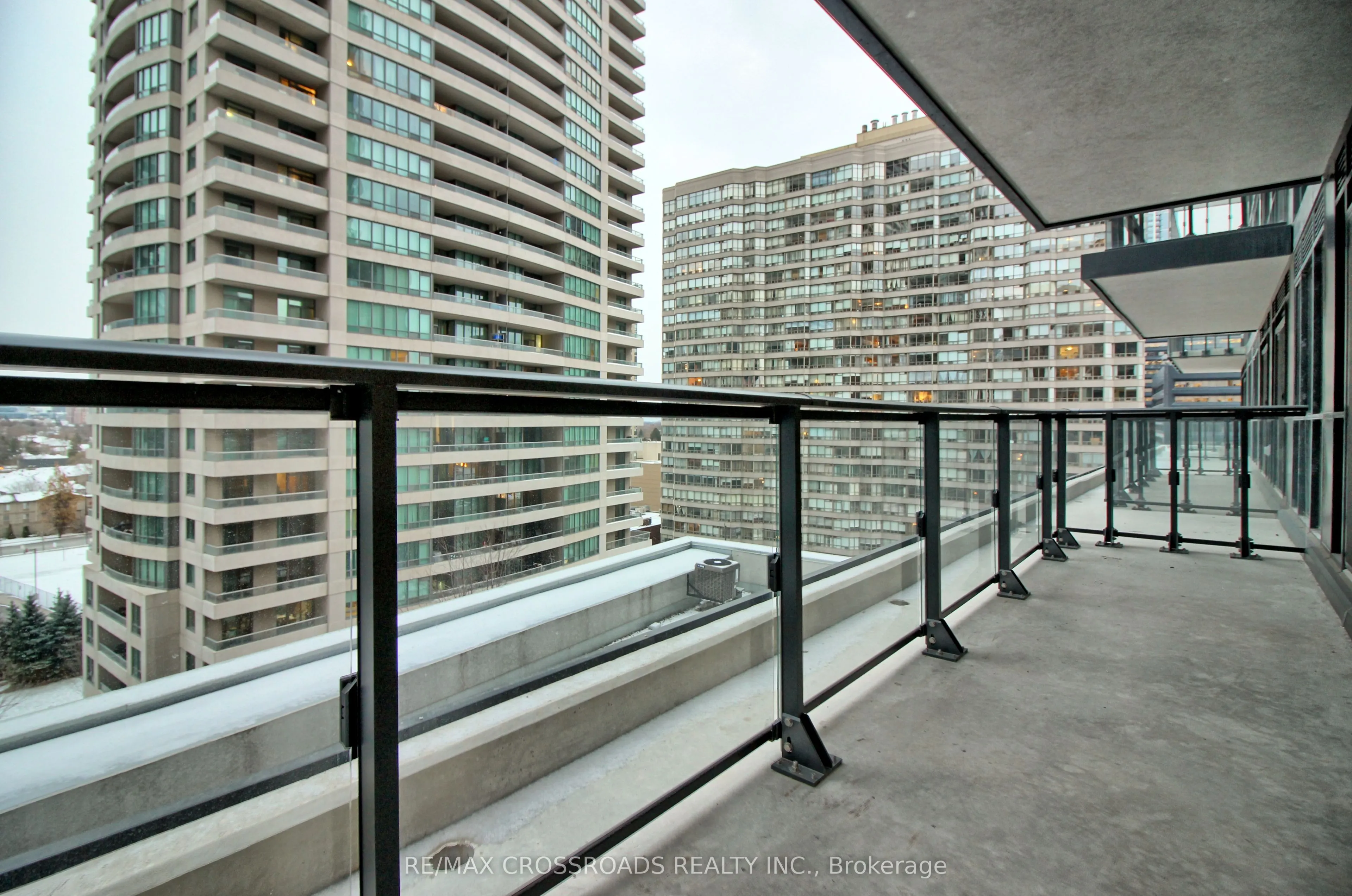 4955 Yonge Street, #703
