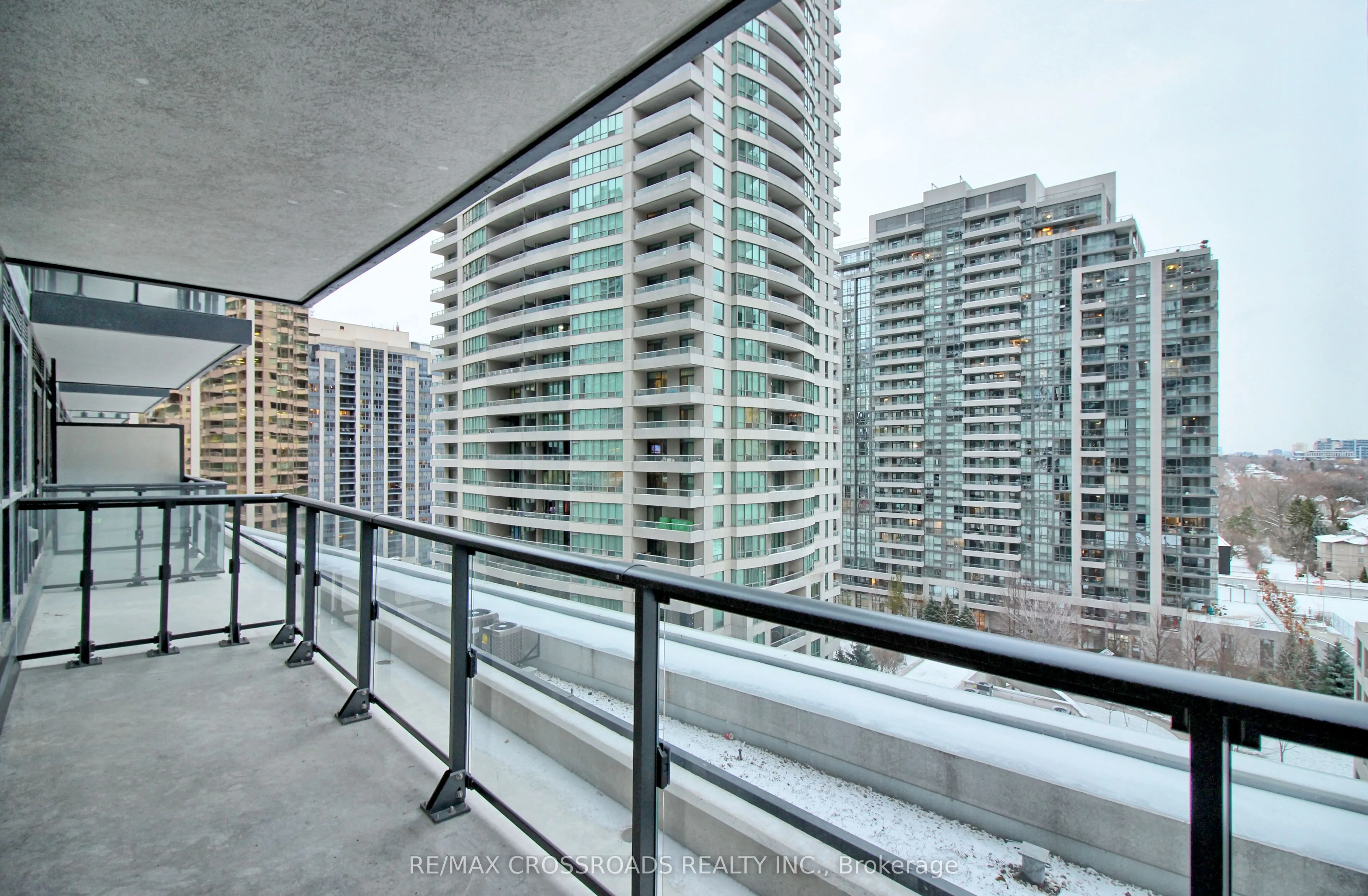 4955 Yonge Street, #703