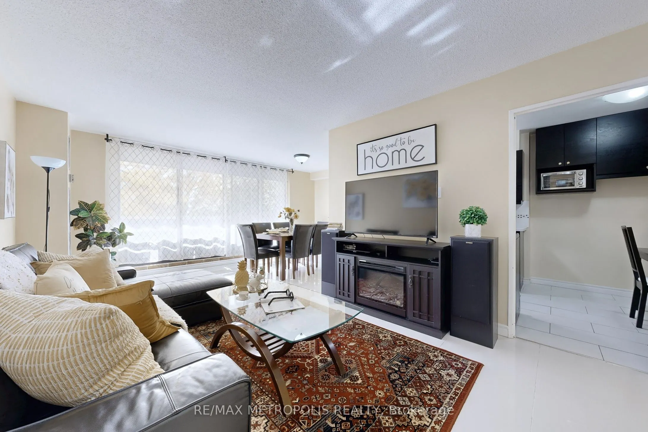 260 Seneca Hill Drive, #206