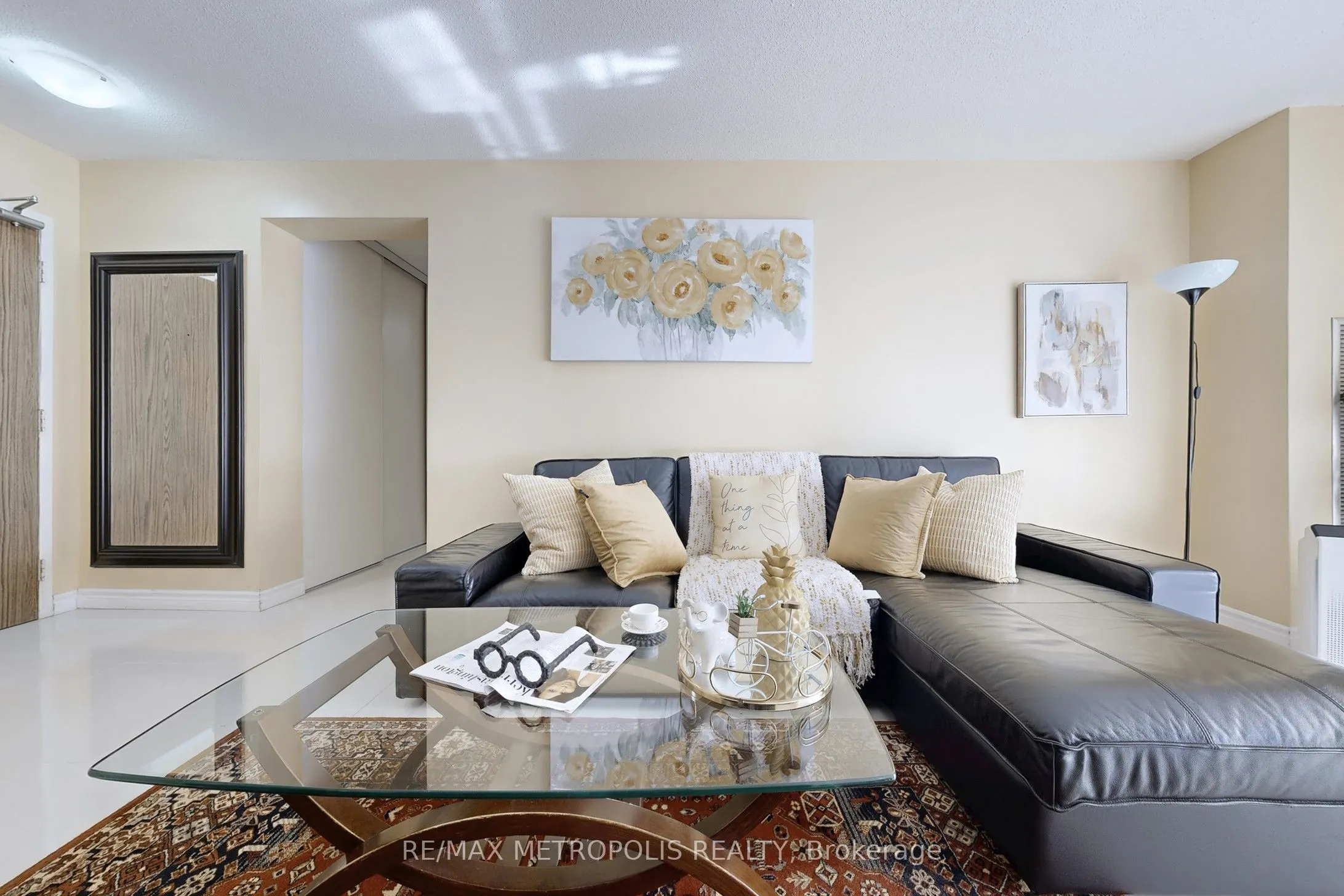 260 Seneca Hill Drive, #206